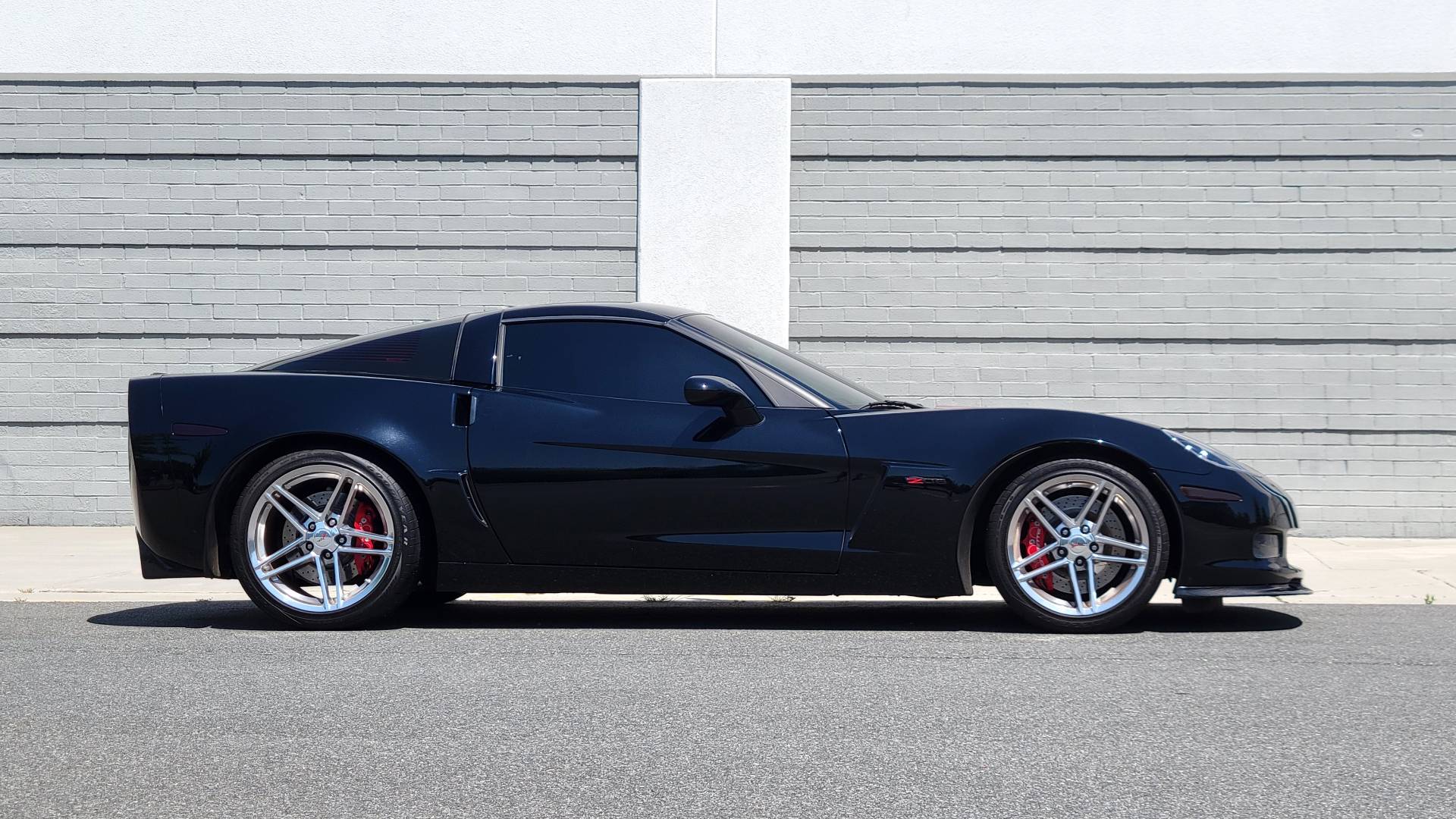 Used 2007 Chevrolet CORVETTE Z06 2LZ / 7.0L 427 505HP V8 / 6-SPD MAN / BOSE / POLISHED WHEELS for sale Sold at Formula Imports in Charlotte NC 28227 5