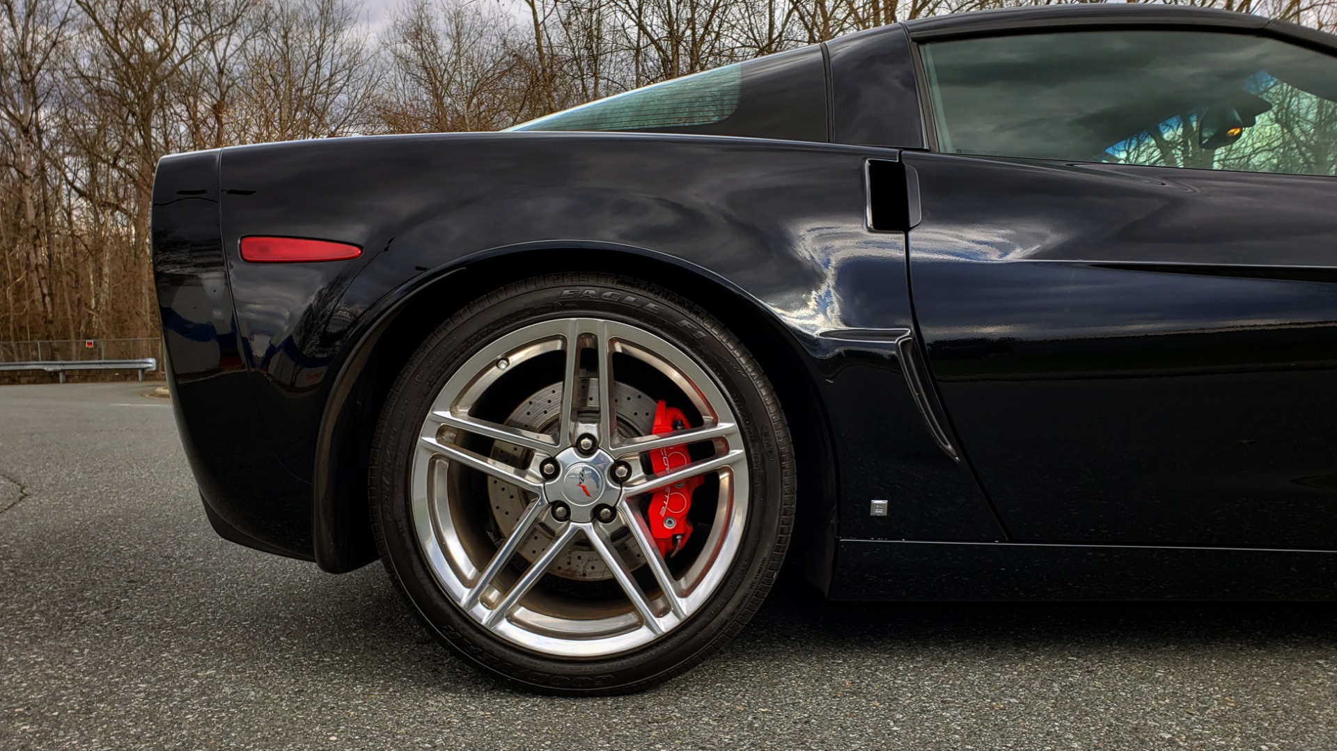 Used 2007 Chevrolet CORVETTE Z06 2LZ / 7.0L 427 505HP V8 / 6-SPD MAN / BOSE / POLISHED WHEELS for sale Sold at Formula Imports in Charlotte NC 28227 95