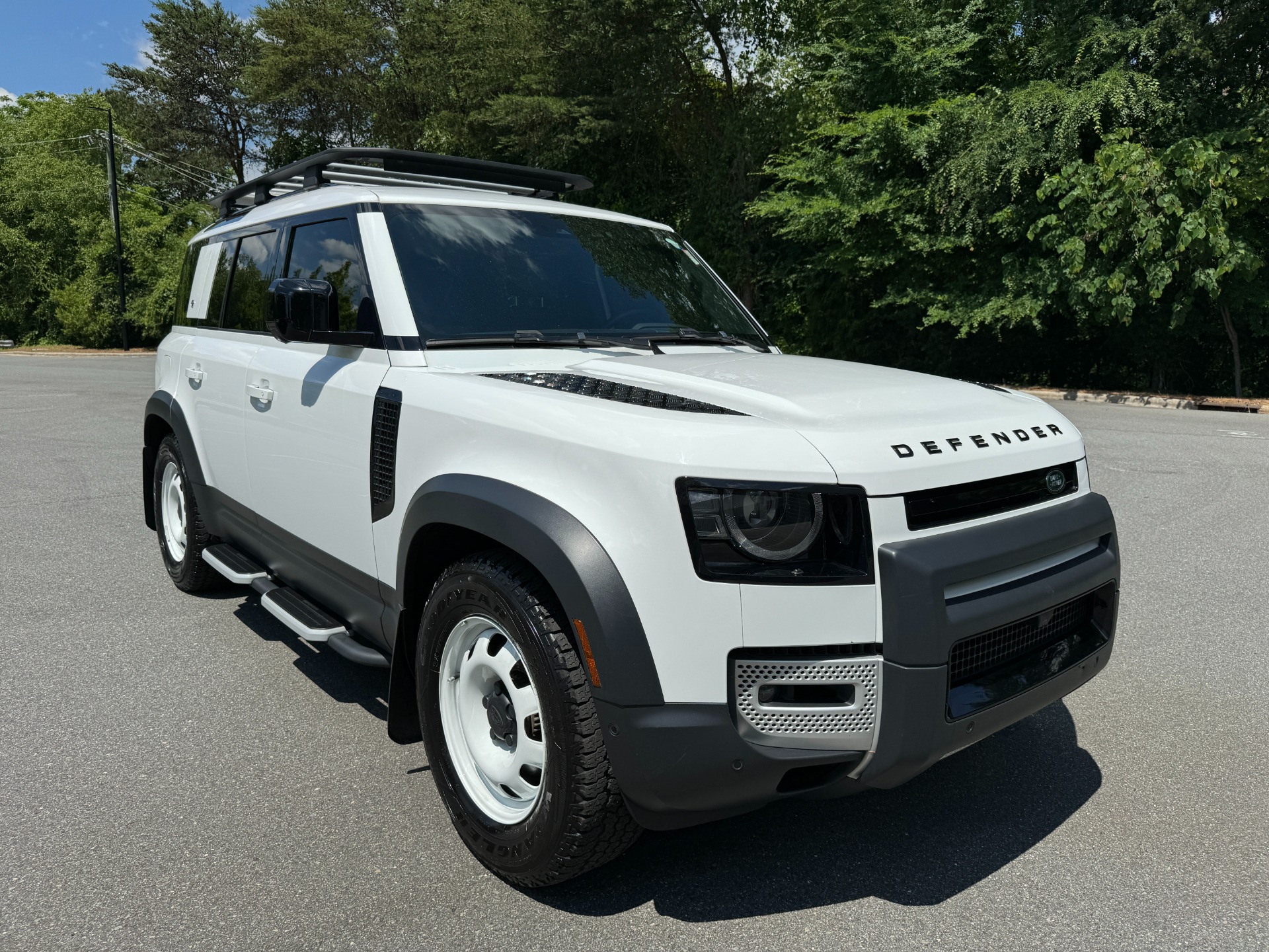 Used 2023 Land Rover Defender 110 S COLD CLIMATE PKG / OFFROAD PKG / AIR SUSP / BLACK EXT PKG for sale Sold at Formula Imports in Charlotte NC 28227 16