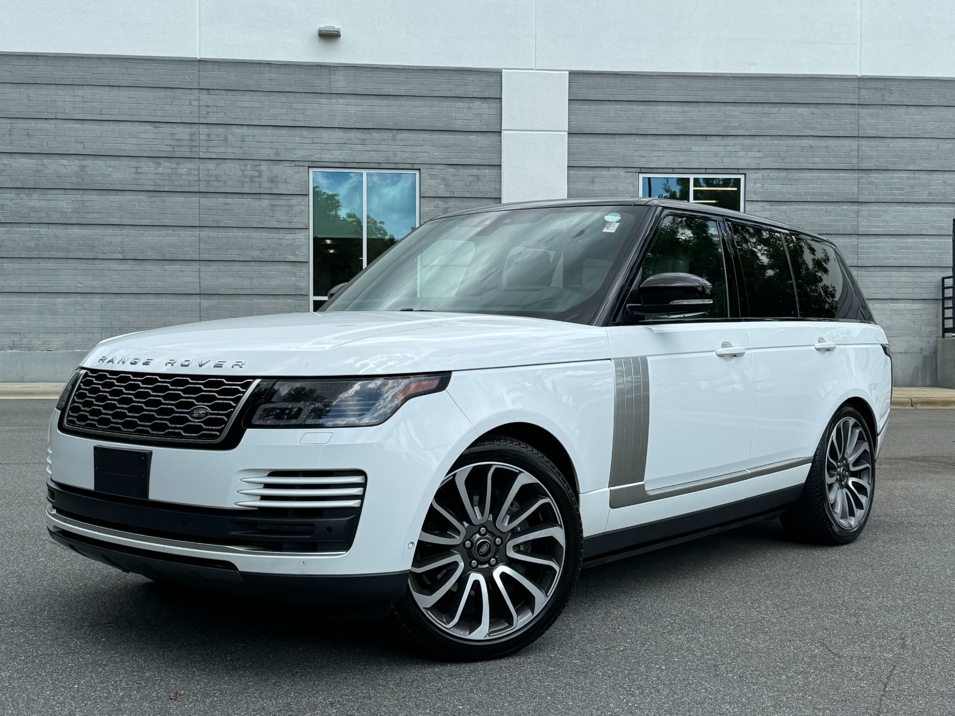 Used 2021 Land Rover Range Rover Westminster for sale Sold at Formula Imports in Charlotte NC 28227 1