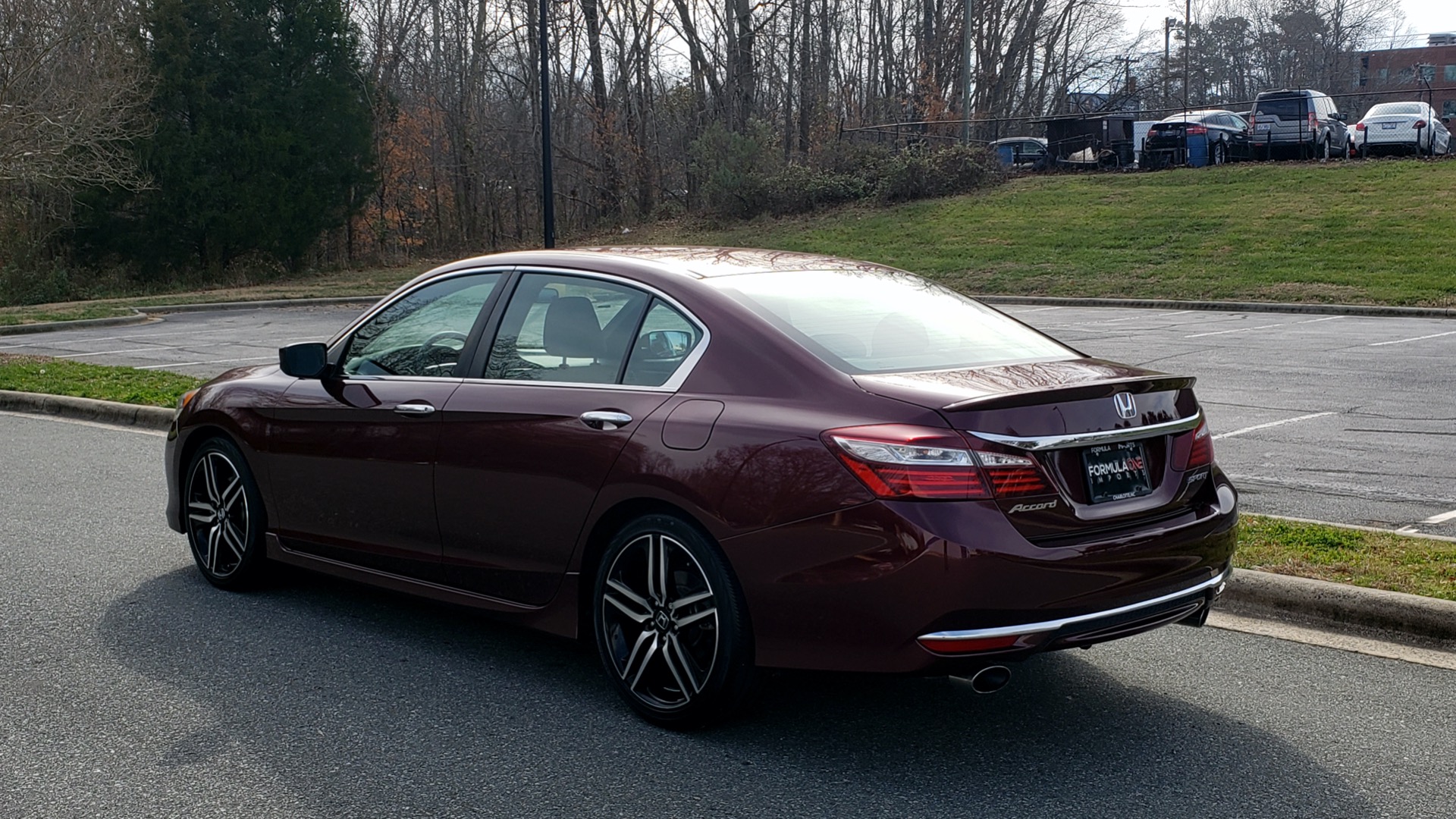 Used 2017 Honda ACCORD SEDAN SPORT / REARVIEW / / DUAL-ZONE A/C / 19IN ALLOY WHEELS for sale Sold at Formula Imports in Charlotte NC 28227 3