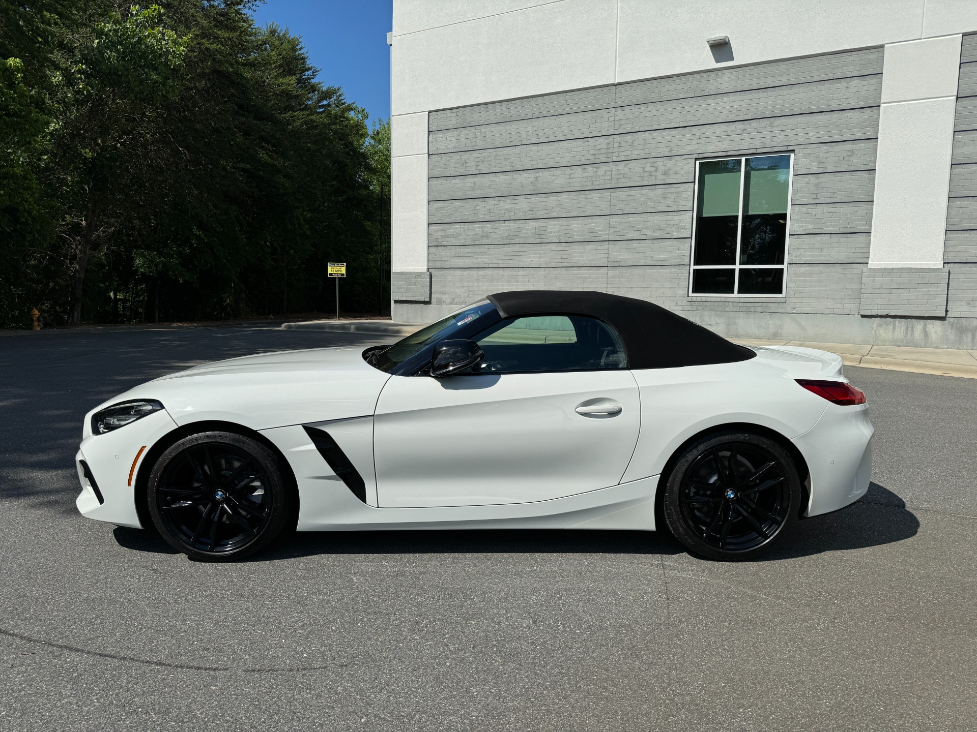 Used 2020 BMW Z4 sDrive30i M SPORT PKG / SHADOWLINE TRIM / AERO KIT for sale Sold at Formula Imports in Charlotte NC 28227 6