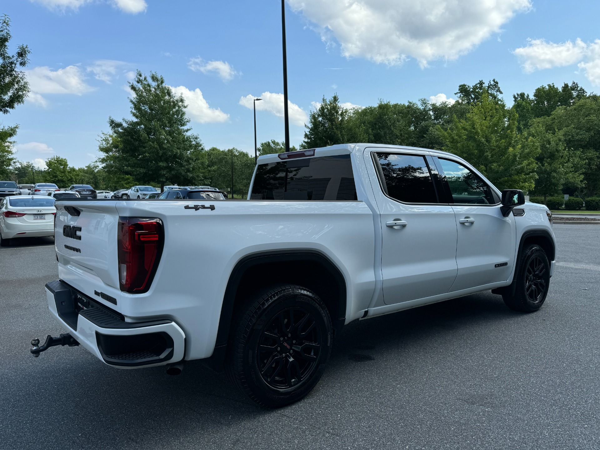 Used 2020 GMC Sierra 1500 Elevation ELEVATION PKG / PREFERRED PKG / 20IN WHEELS for sale Sold at Formula Imports in Charlotte NC 28227 12