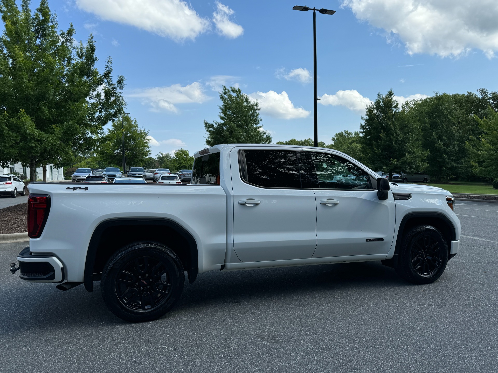 Used 2020 GMC Sierra 1500 Elevation ELEVATION PKG / PREFERRED PKG / 20IN WHEELS for sale Sold at Formula Imports in Charlotte NC 28227 13