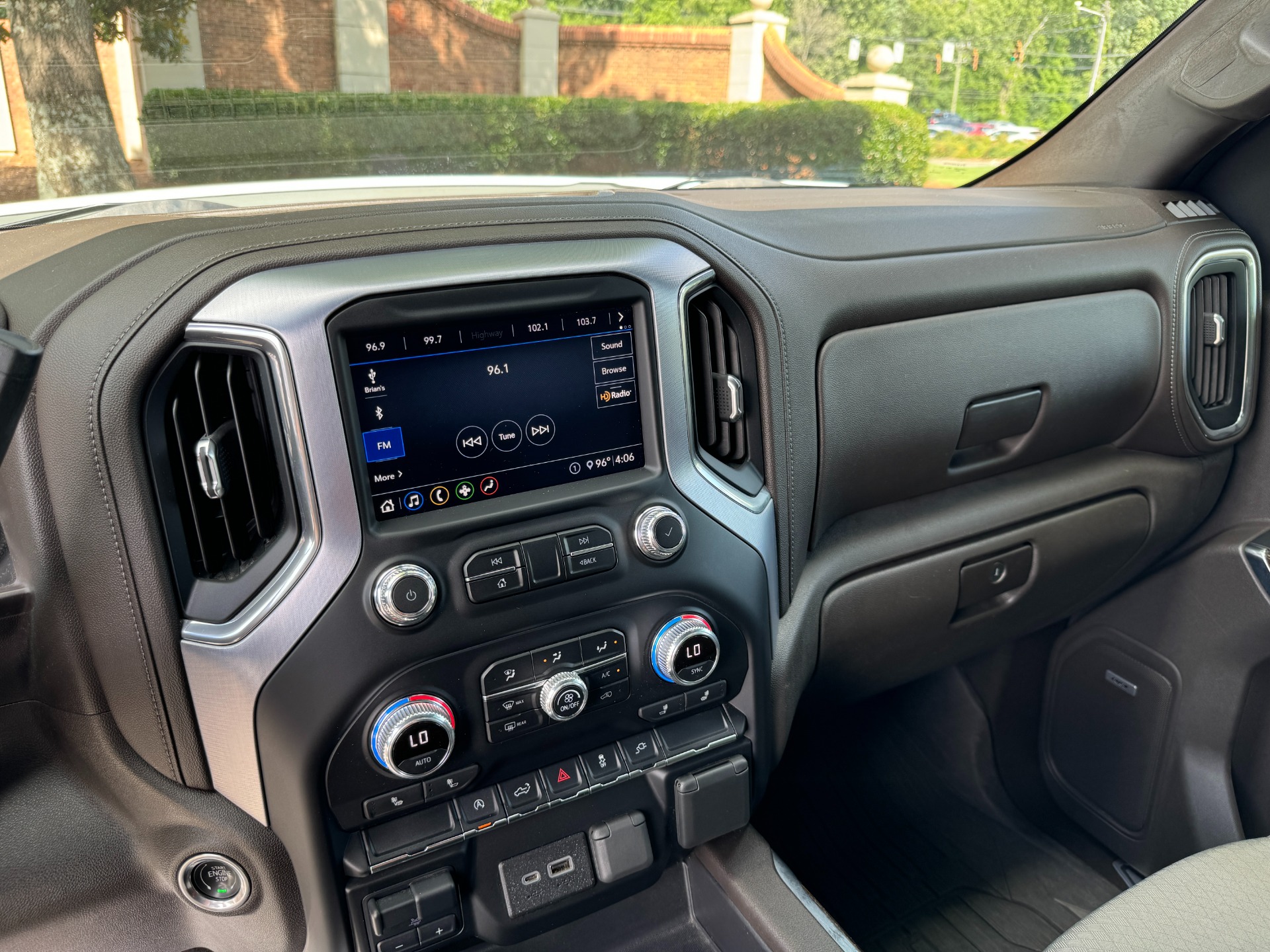 Used 2020 GMC Sierra 1500 Elevation ELEVATION PKG / PREFERRED PKG / 20IN WHEELS for sale Sold at Formula Imports in Charlotte NC 28227 30