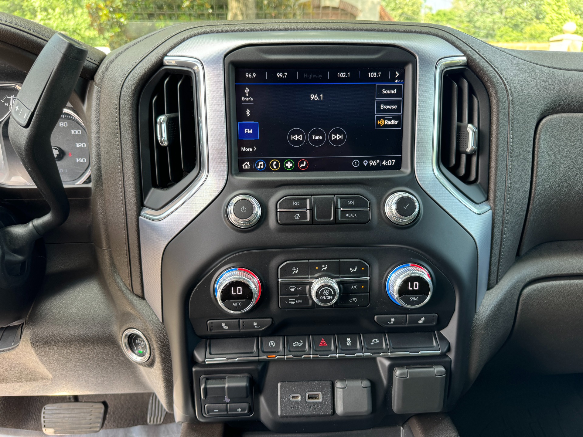 Used 2020 GMC Sierra 1500 Elevation ELEVATION PKG / PREFERRED PKG / 20IN WHEELS for sale Sold at Formula Imports in Charlotte NC 28227 31