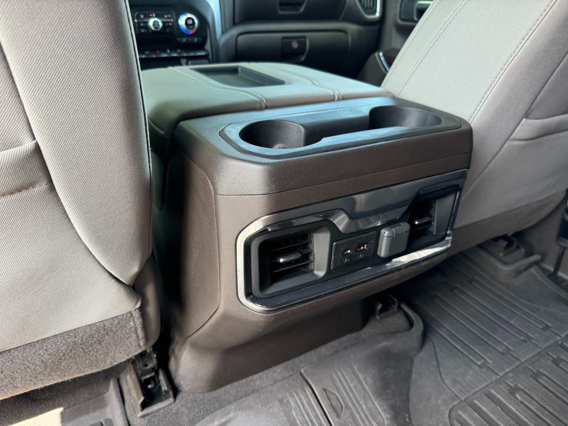 Used 2020 GMC Sierra 1500 Elevation ELEVATION PKG / PREFERRED PKG / 20IN WHEELS for sale Sold at Formula Imports in Charlotte NC 28227 40