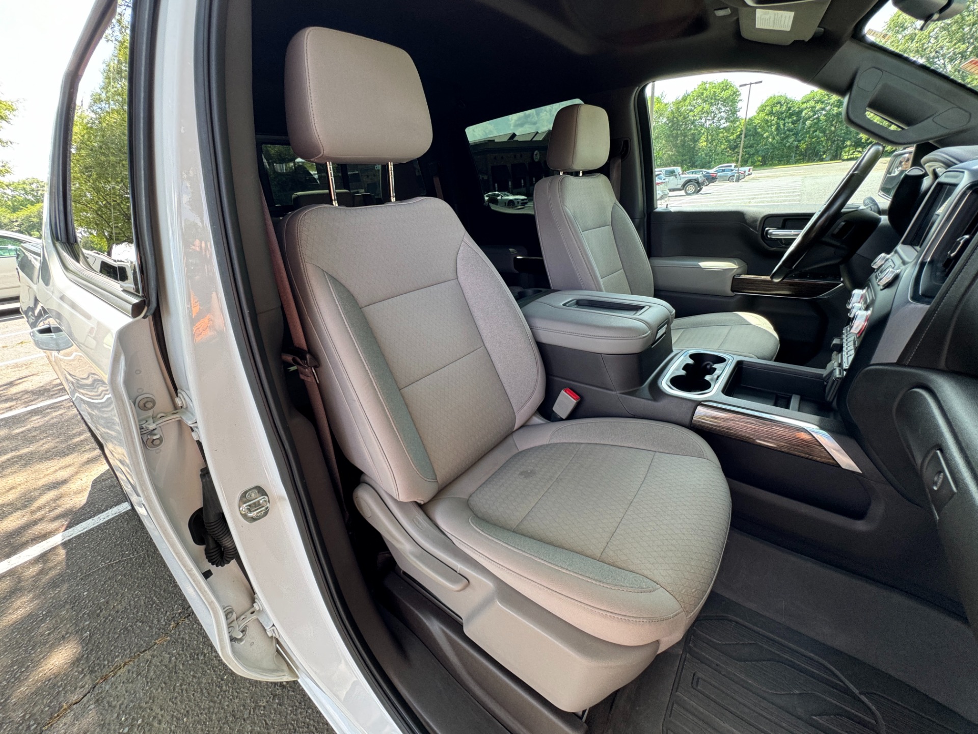 Used 2020 GMC Sierra 1500 Elevation ELEVATION PKG / PREFERRED PKG / 20IN WHEELS for sale Sold at Formula Imports in Charlotte NC 28227 43