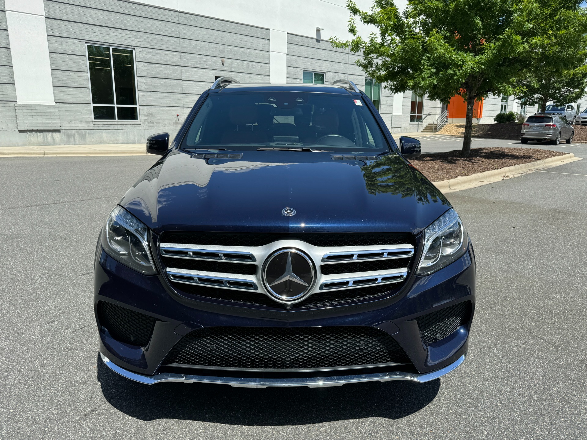 Used 2018 Mercedes-Benz GLS 550 PANORAMIC SUNROOF / HEATED & COOLED CUP HOLDERS for sale Sold at Formula Imports in Charlotte NC 28227 2
