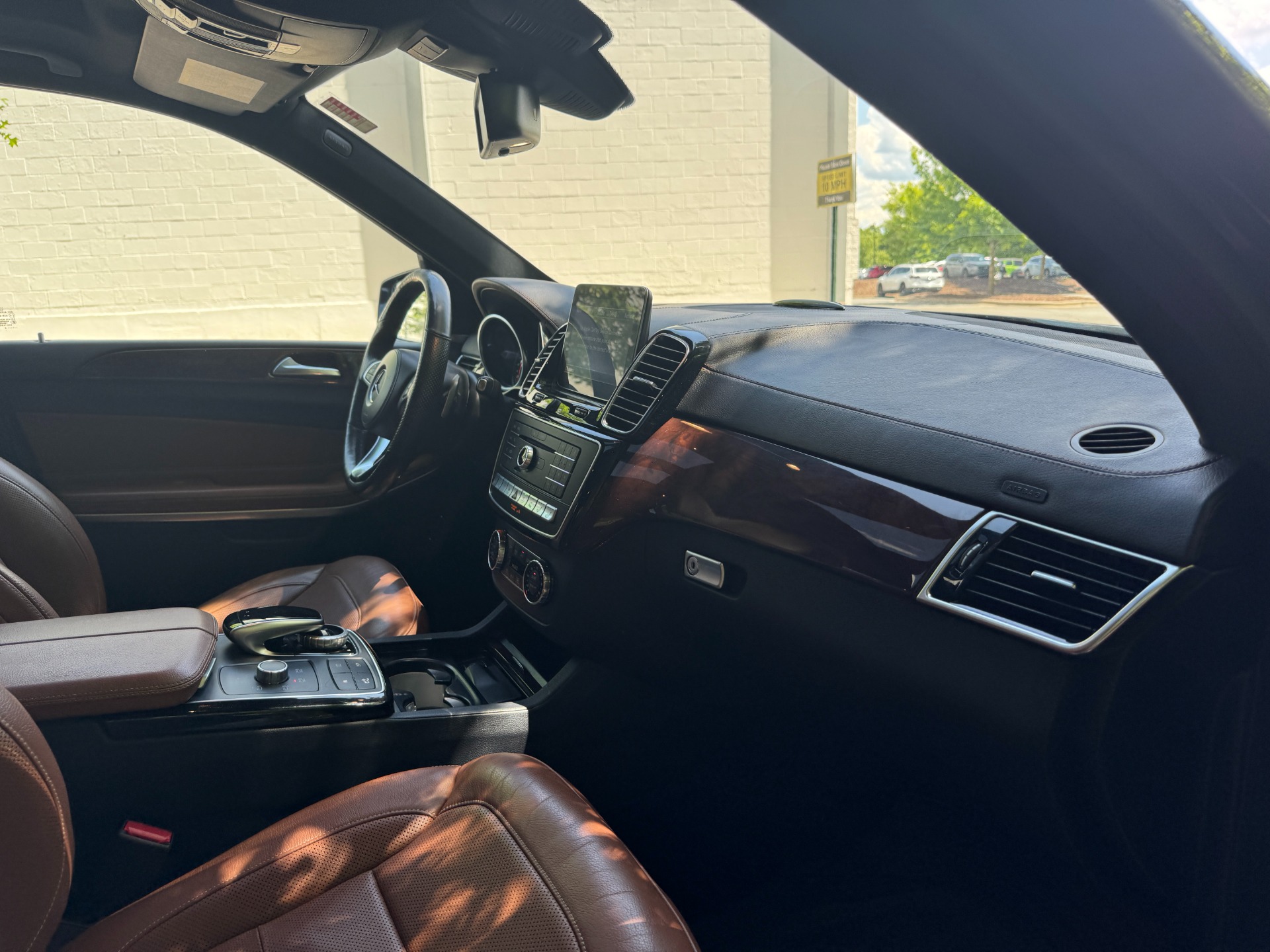 Used 2018 Mercedes-Benz GLS 550 PANORAMIC SUNROOF / HEATED & COOLED CUP HOLDERS for sale Sold at Formula Imports in Charlotte NC 28227 42