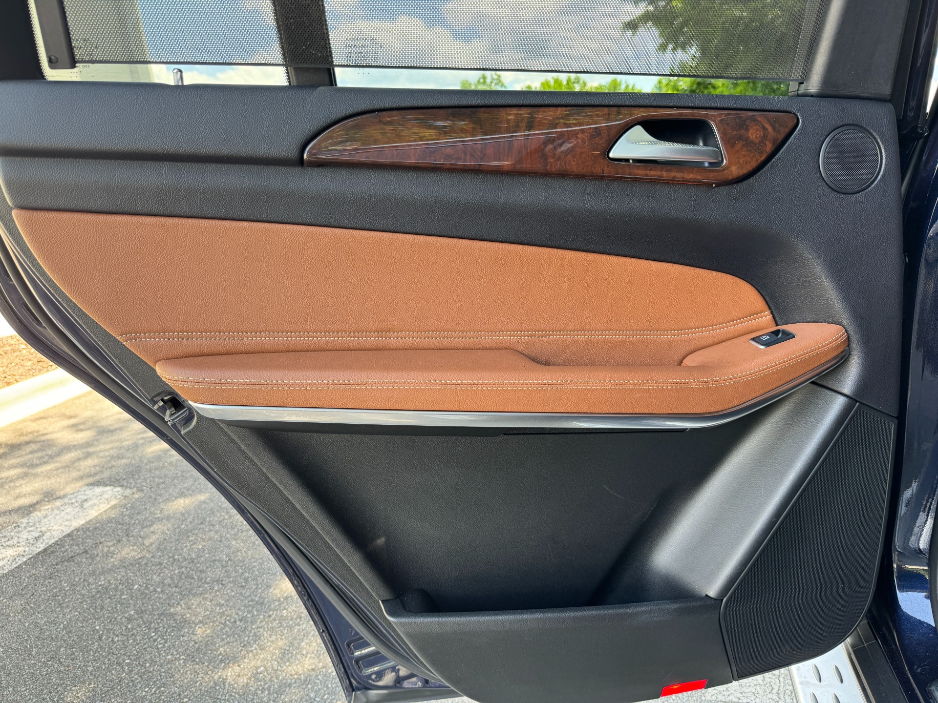 Used 2018 Mercedes-Benz GLS 550 PANORAMIC SUNROOF / HEATED & COOLED CUP HOLDERS for sale Sold at Formula Imports in Charlotte NC 28227 49