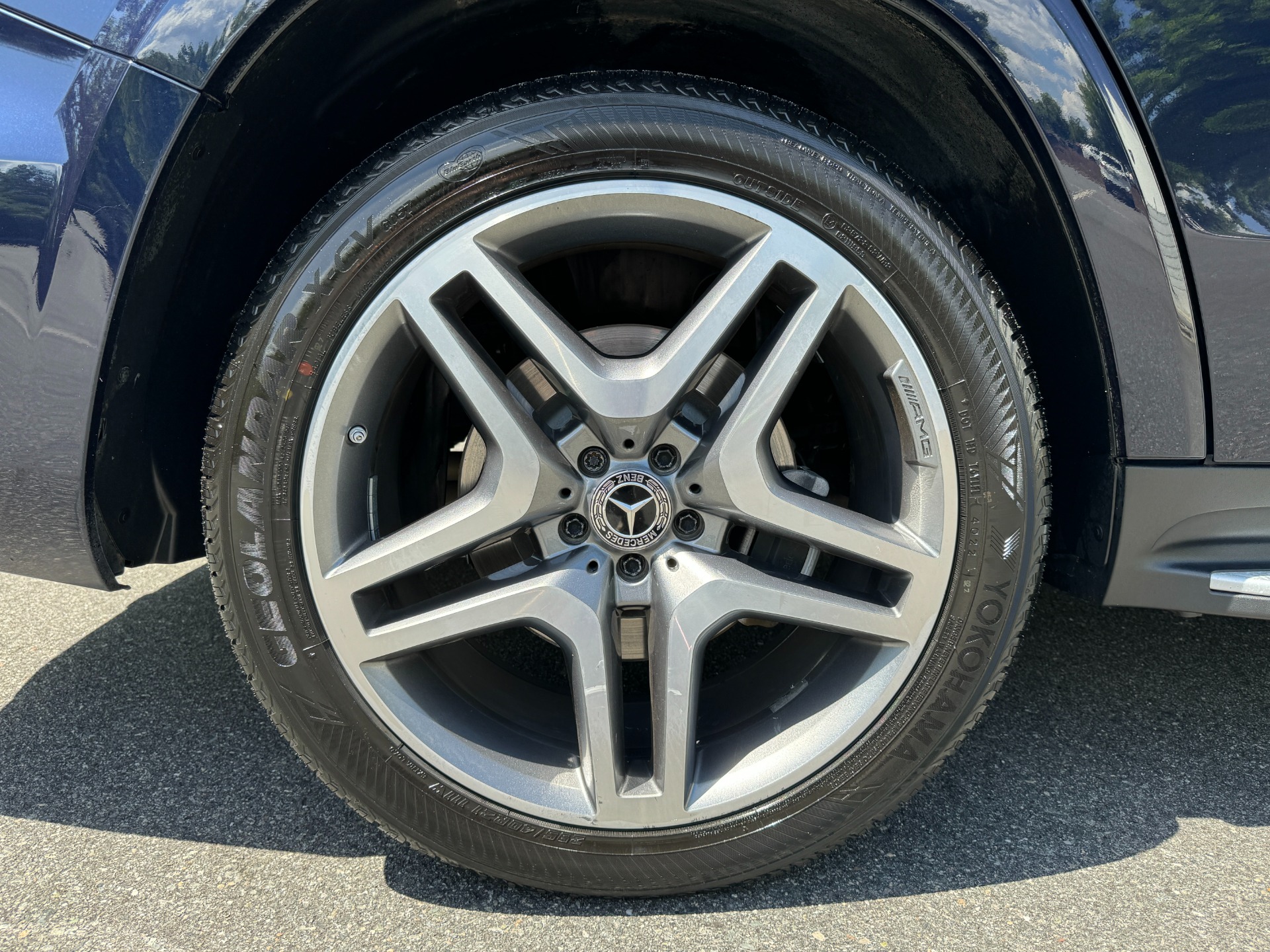 Used 2018 Mercedes-Benz GLS 550 PANORAMIC SUNROOF / HEATED & COOLED CUP HOLDERS for sale Sold at Formula Imports in Charlotte NC 28227 57