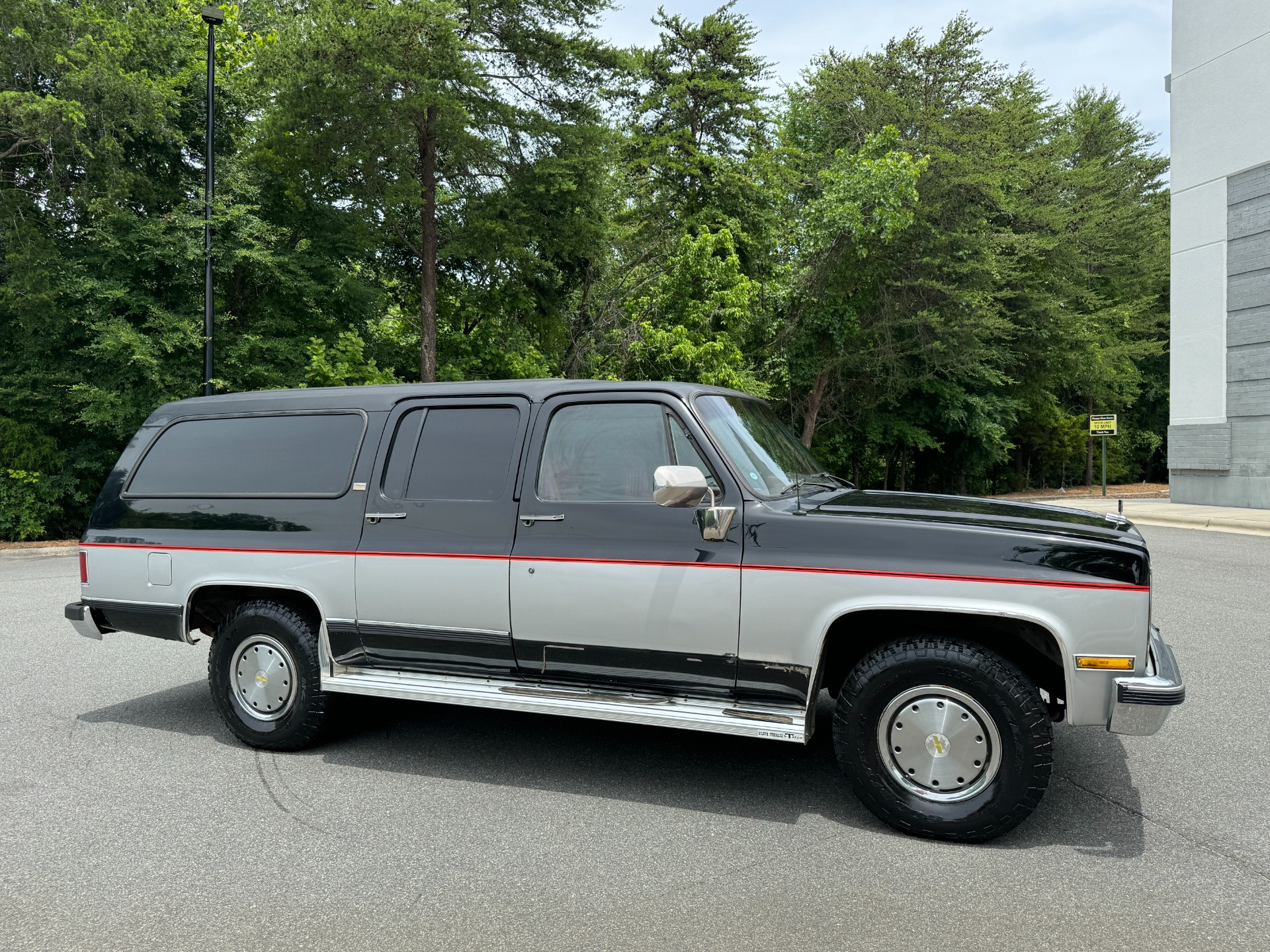 Used 1989 Chevrolet Suburban for sale Sold at Formula Imports in Charlotte NC 28227 15