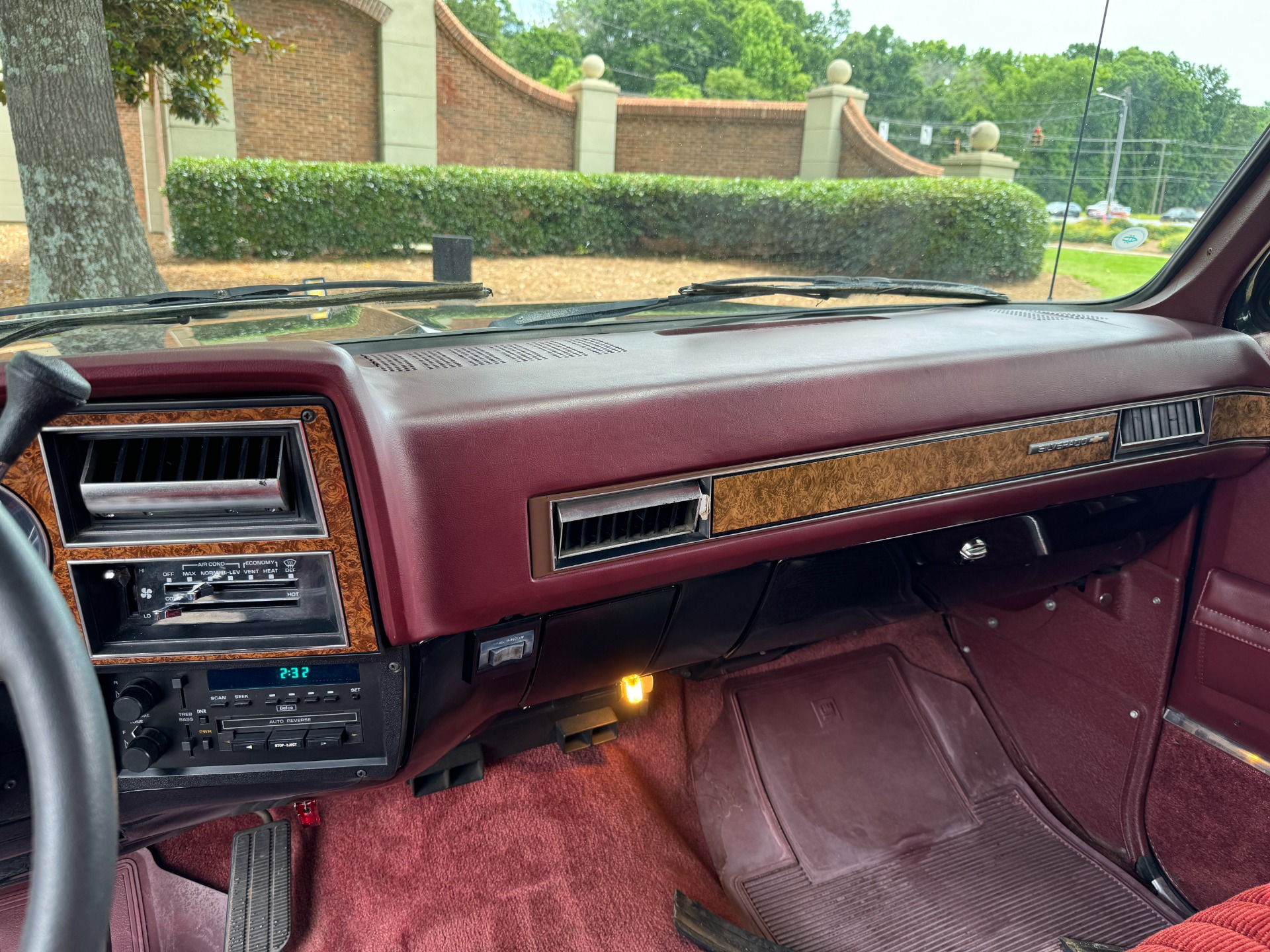Used 1989 Chevrolet Suburban for sale Sold at Formula Imports in Charlotte NC 28227 27