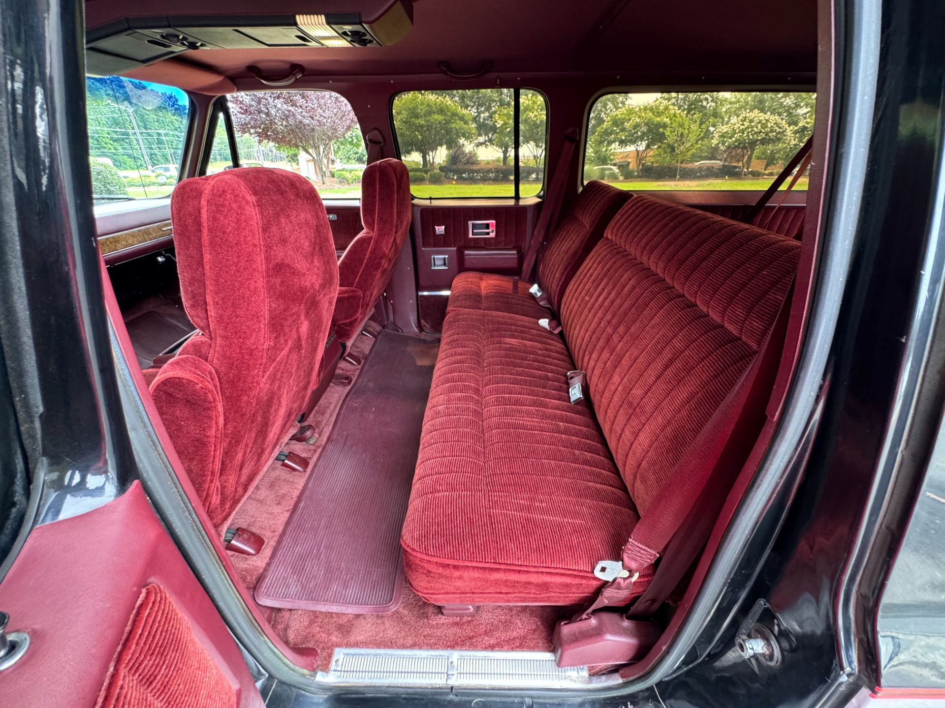 Used 1989 Chevrolet Suburban for sale Sold at Formula Imports in Charlotte NC 28227 32