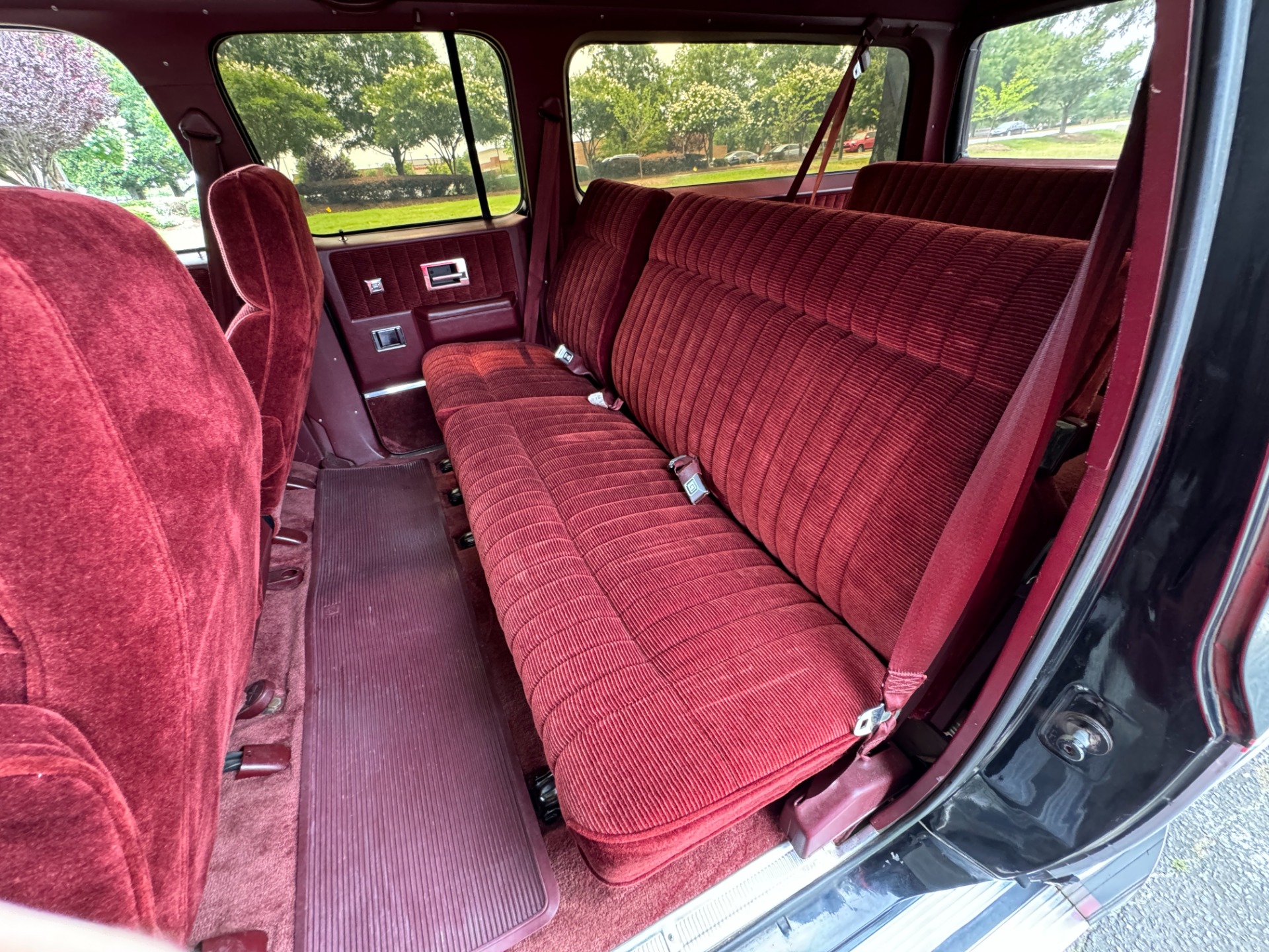 Used 1989 Chevrolet Suburban for sale Sold at Formula Imports in Charlotte NC 28227 33
