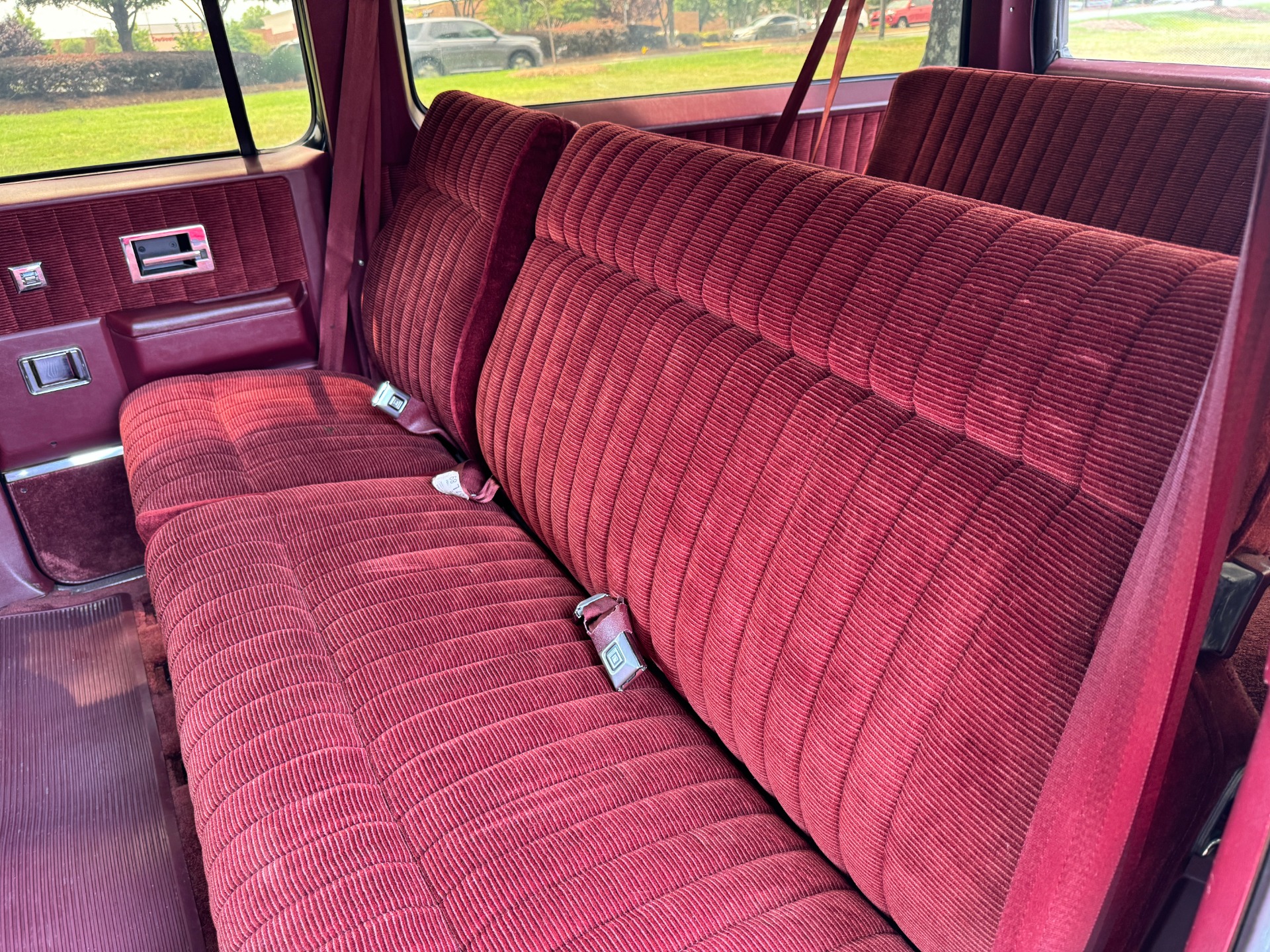 Used 1989 Chevrolet Suburban for sale Sold at Formula Imports in Charlotte NC 28227 34