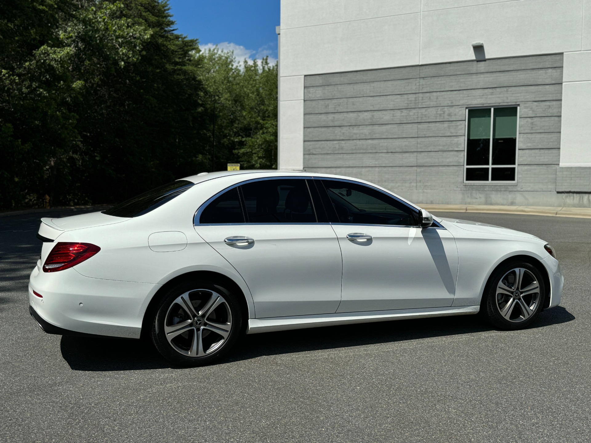 Used 2018 Mercedes-Benz E-Class E 300 SPORT PKG / PREMIUM 1 PKG for sale Sold at Formula Imports in Charlotte NC 28227 13