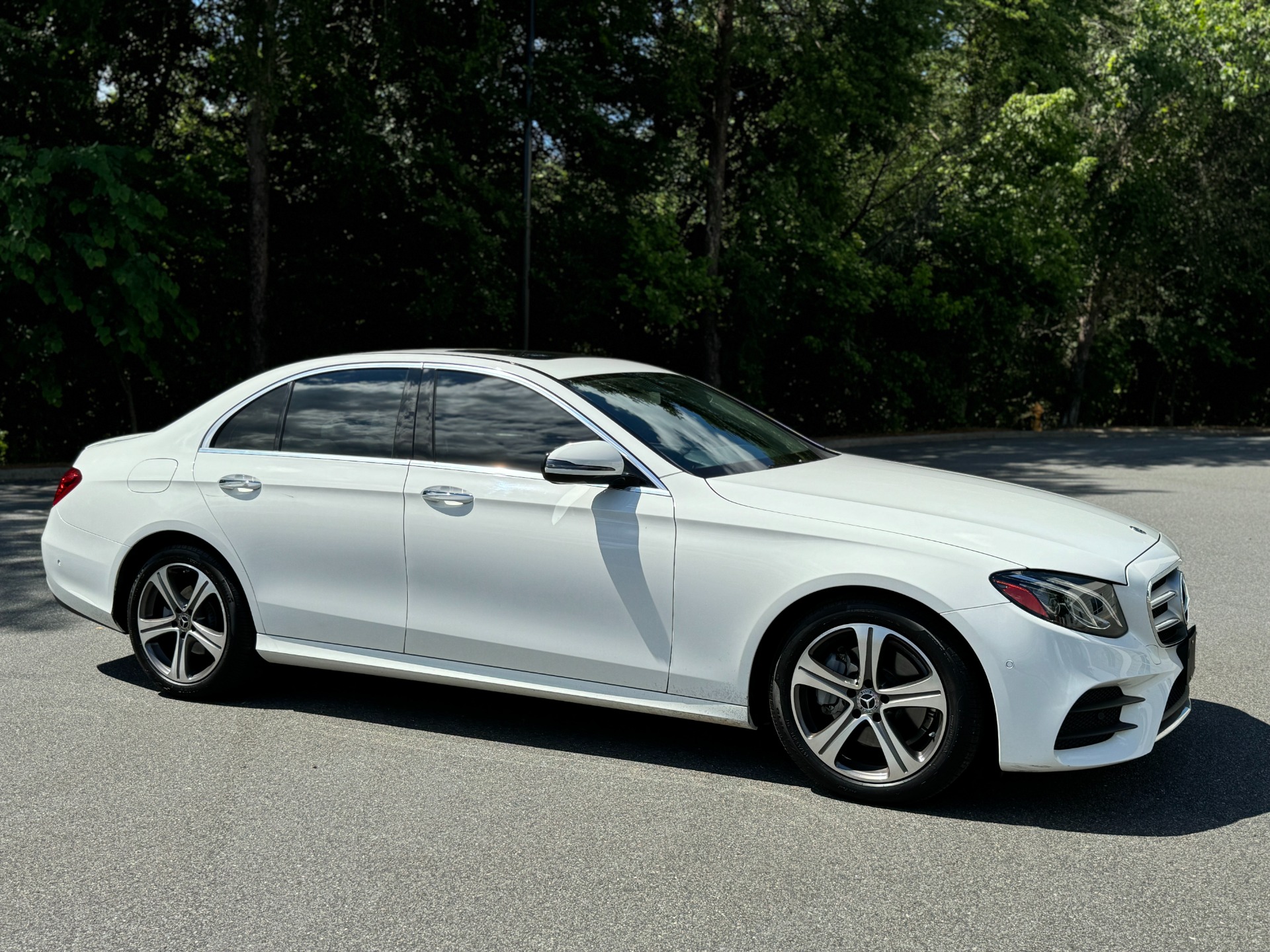 Used 2018 Mercedes-Benz E-Class E 300 SPORT PKG / PREMIUM 1 PKG for sale Sold at Formula Imports in Charlotte NC 28227 15