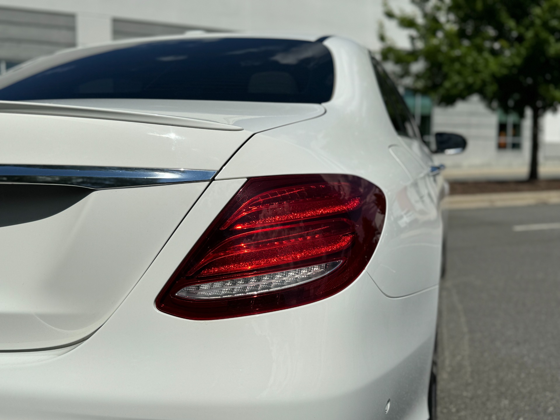 Used 2018 Mercedes-Benz E-Class E 300 SPORT PKG / PREMIUM 1 PKG for sale Sold at Formula Imports in Charlotte NC 28227 18
