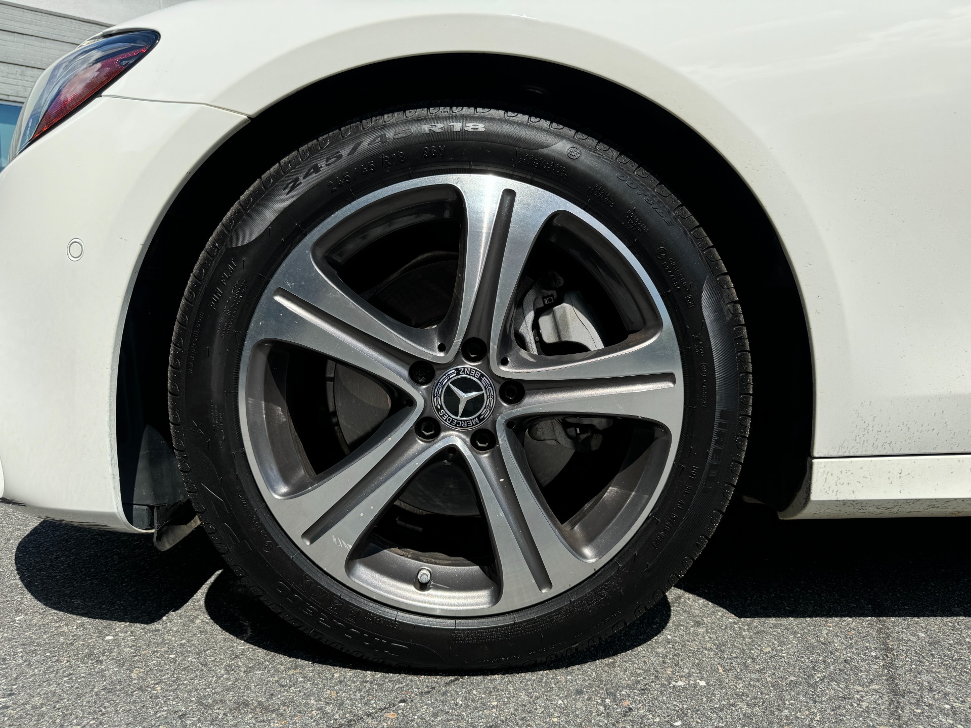 Used 2018 Mercedes-Benz E-Class E 300 SPORT PKG / PREMIUM 1 PKG for sale Sold at Formula Imports in Charlotte NC 28227 19