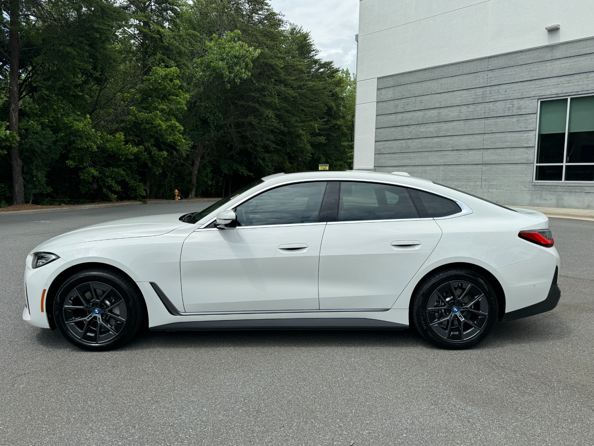 Used 2023 BMW i4 eDrive35 PREMIUM PKG / DRIVING ASSIST PKG / PARKING ...