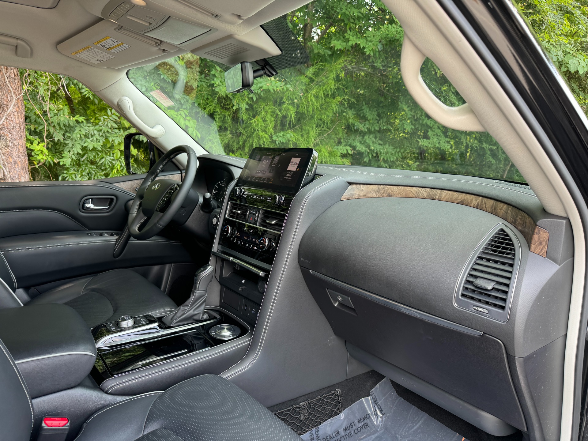 Used 2022 INFINITI QX80 LUXE PREMIUM SELECT INTERIOR / CARGO PKG / ALL SEASON PKG for sale Sold at Formula Imports in Charlotte NC 28227 47