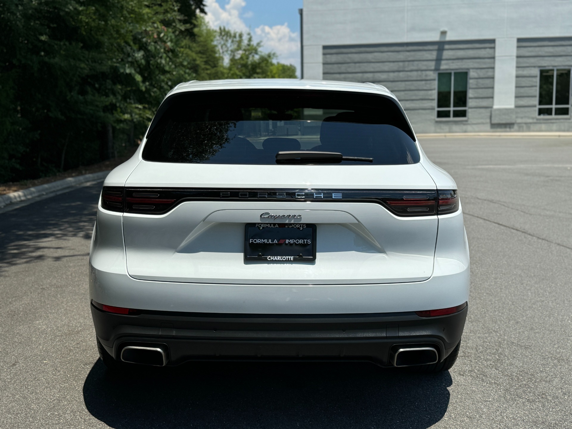 Used 2023 Porsche Cayenne PANORAMIC SUNROOF / 19IN SPORT WHEELS for sale Sold at Formula Imports in Charlotte NC 28227 11