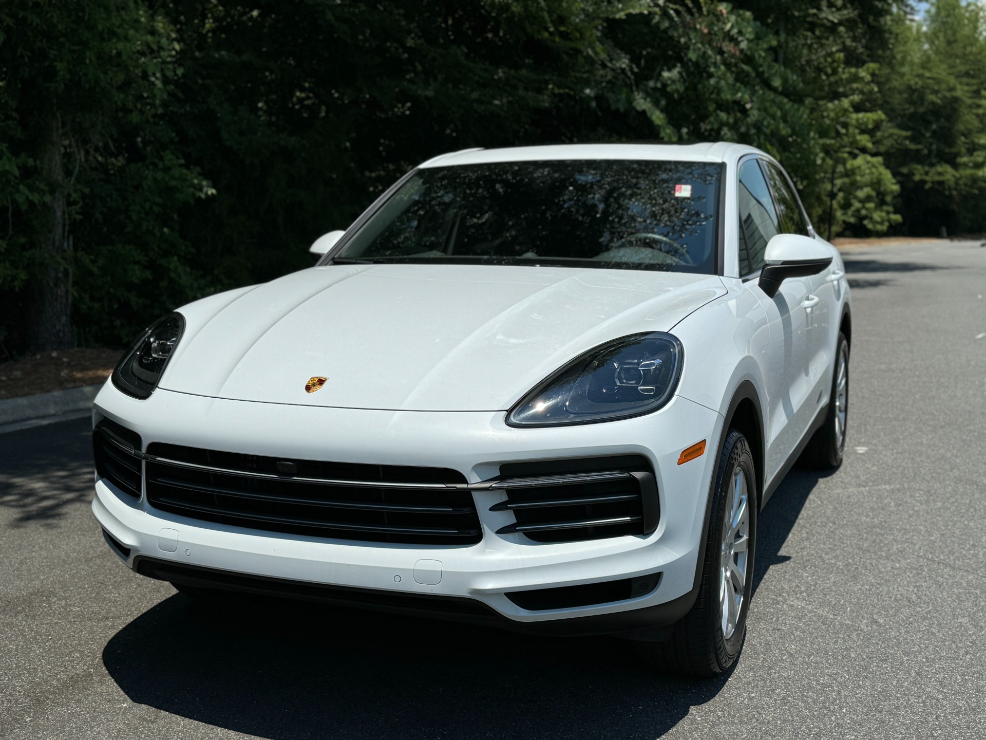 Used 2023 Porsche Cayenne PANORAMIC SUNROOF / 19IN SPORT WHEELS for sale Sold at Formula Imports in Charlotte NC 28227 3