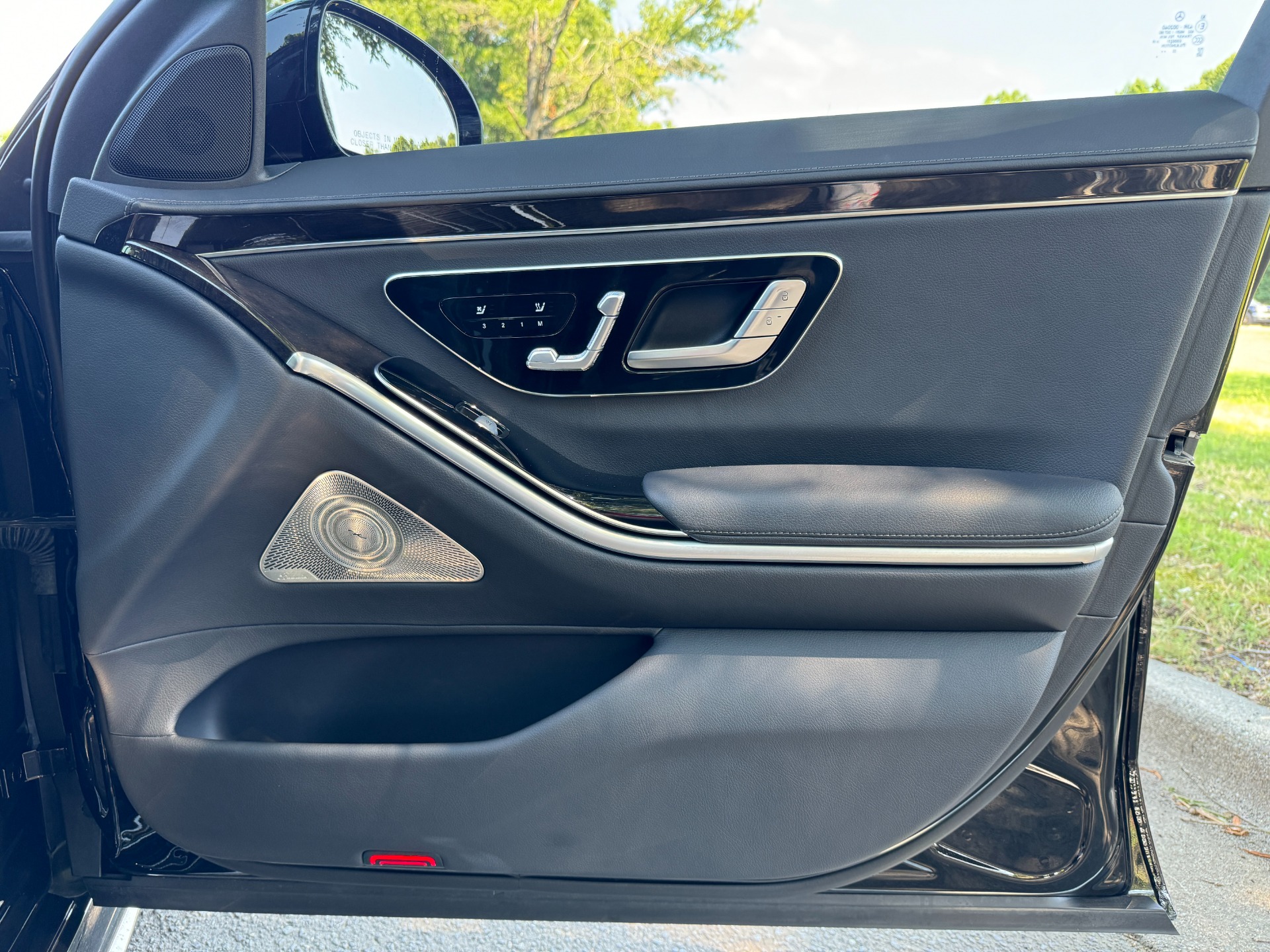 Used 2023 Mercedes-Benz S500 AMG AMG / 3D TECH / NIGHT PKG / 20 AMG for sale Sold at Formula Imports in Charlotte NC 28227 42