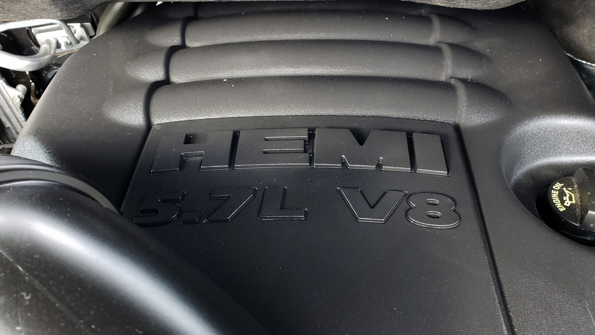 Used 2016 Ram 1500 BIG HORN QUAD CAB 4X4 / 5.7L HEMI V8 / 8-SPD AUTO for sale Sold at Formula Imports in Charlotte NC 28227 13