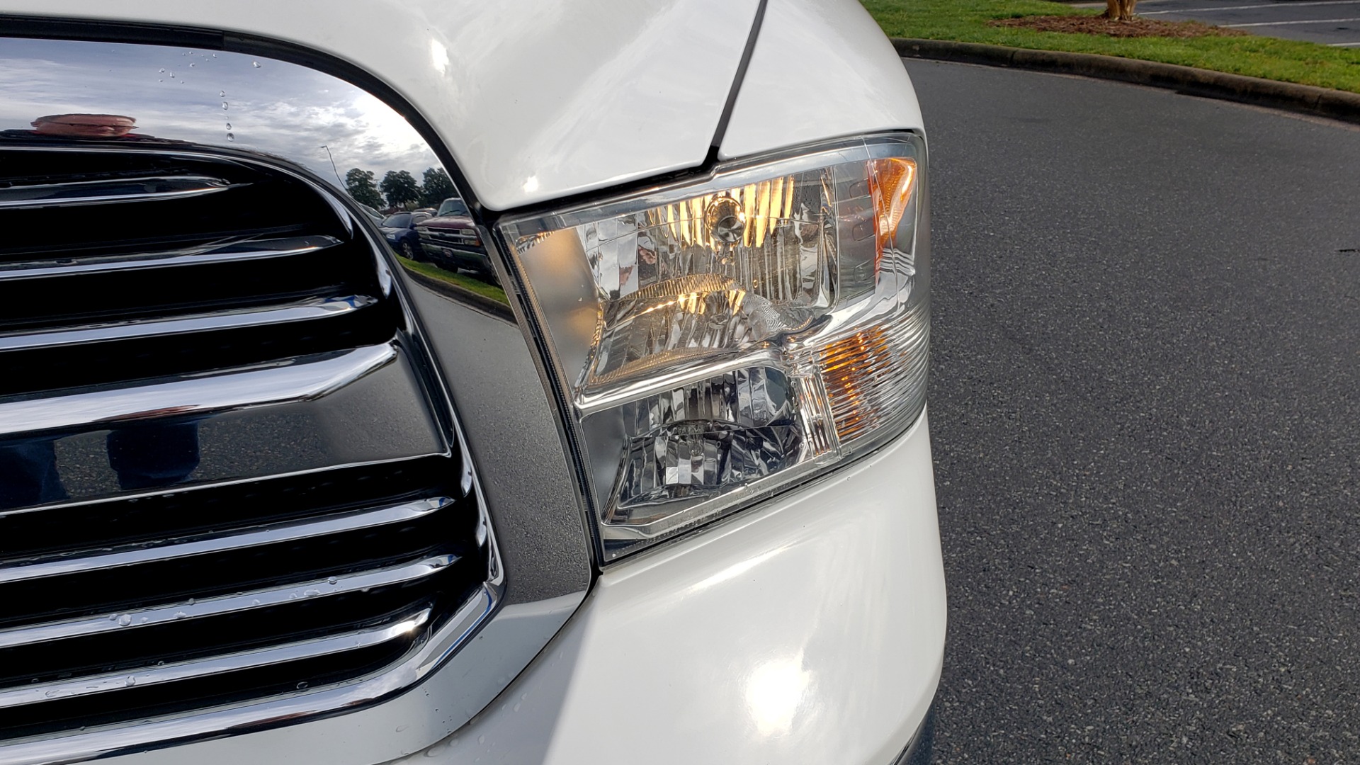 Used 2016 Ram 1500 BIG HORN QUAD CAB 4X4 / 5.7L HEMI V8 / 8-SPD AUTO for sale Sold at Formula Imports in Charlotte NC 28227 20