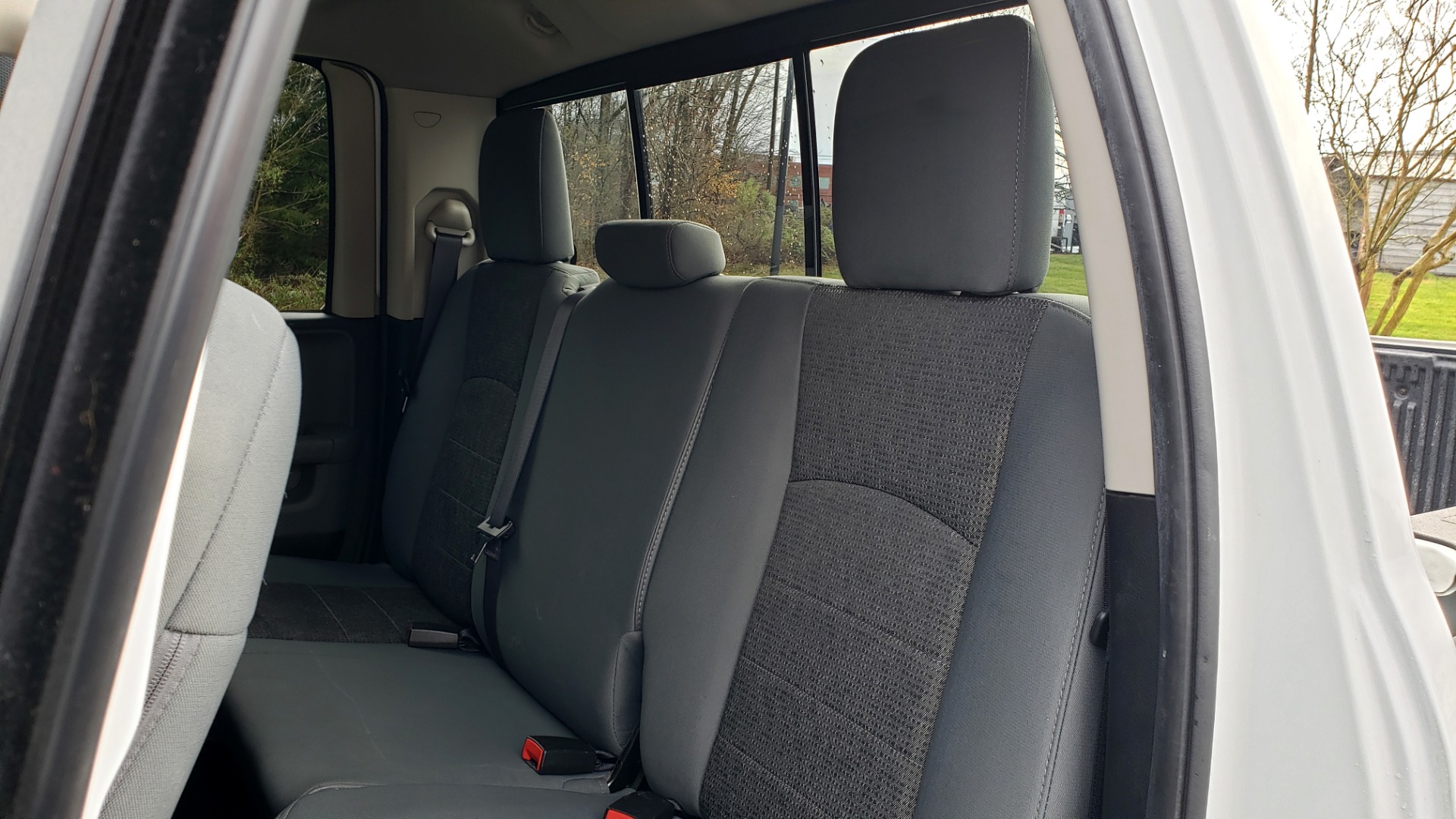 Used 2016 Ram 1500 BIG HORN QUAD CAB 4X4 / 5.7L HEMI V8 / 8-SPD AUTO for sale Sold at Formula Imports in Charlotte NC 28227 55