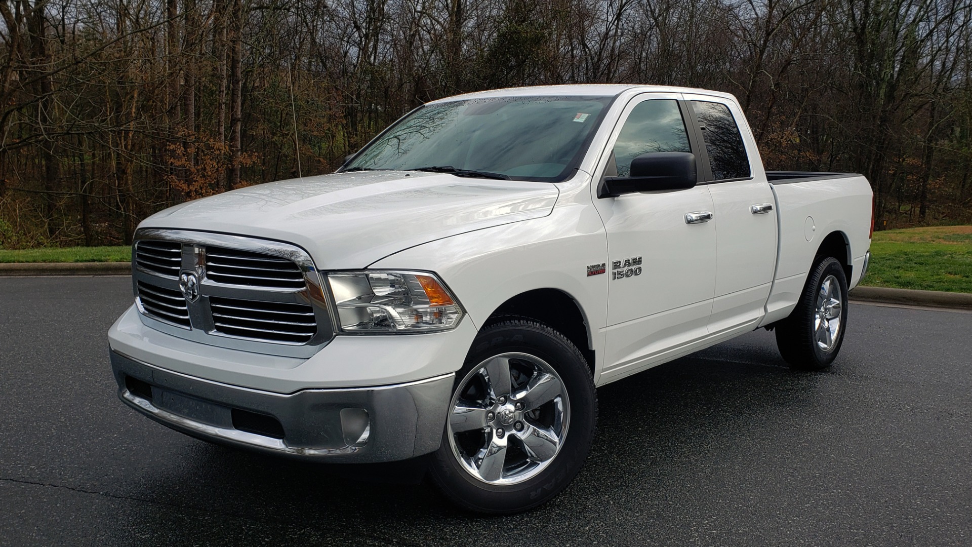 Used 2016 Ram 1500 BIG HORN QUAD CAB 4X4 / 5.7L HEMI V8 / 8-SPD AUTO for sale Sold at Formula Imports in Charlotte NC 28227 1