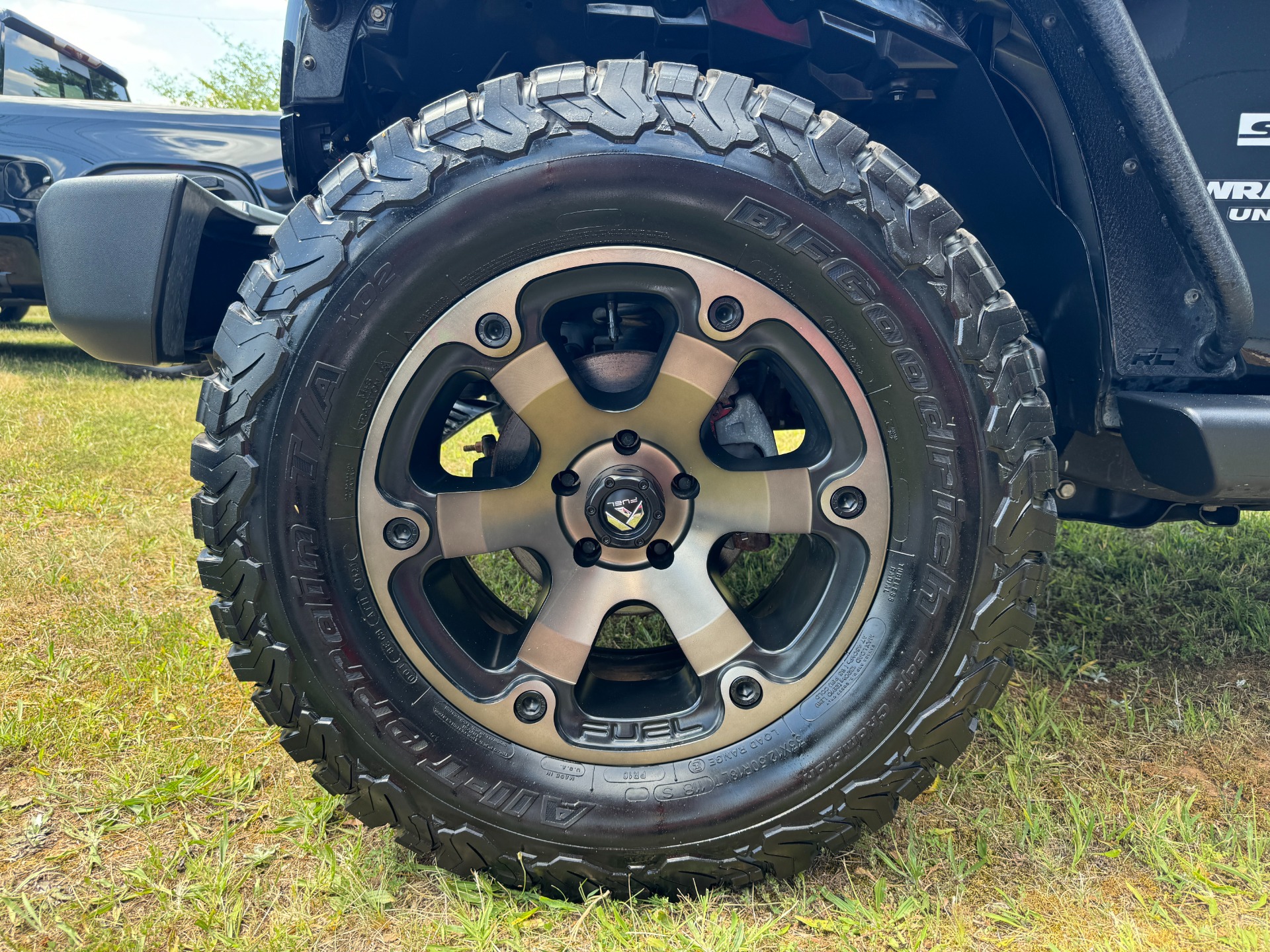 Used 2016 Jeep Wrangler Unlimited Sport POWER MYTOP / FUEL WHEELS / OFFROAD TIRES for sale Sold at Formula Imports in Charlotte NC 28227 52