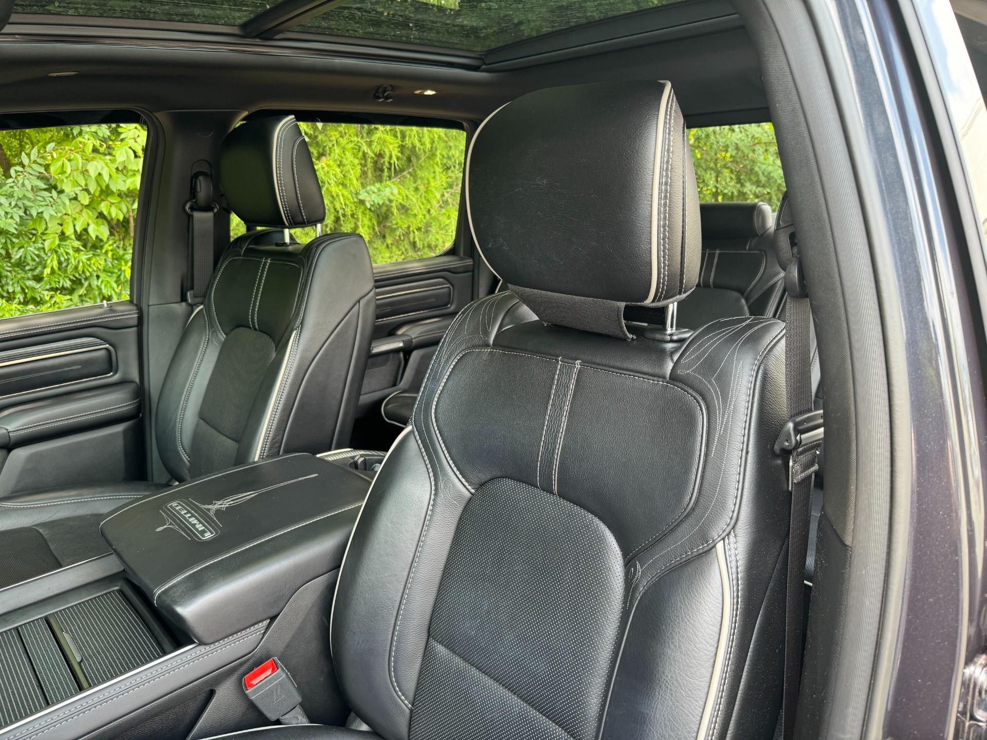 Used 2021 Ram 1500 Limited TECH PKG / LVEL 1 EQ PKG / HARMON KARDON / 22IN WHEELS for sale Sold at Formula Imports in Charlotte NC 28227 26