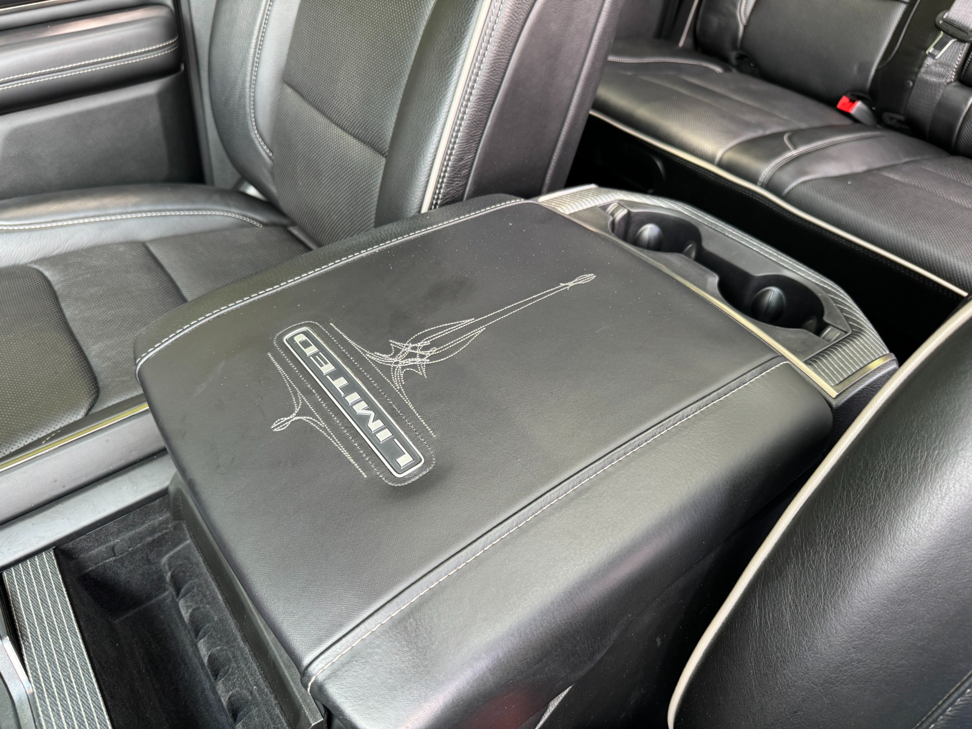 Used 2021 Ram 1500 Limited TECH PKG / LVEL 1 EQ PKG / HARMON KARDON / 22IN WHEELS for sale Sold at Formula Imports in Charlotte NC 28227 37