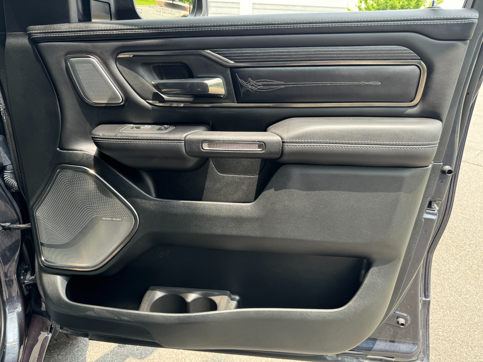 Used 2021 Ram 1500 Limited TECH PKG / LVEL 1 EQ PKG / HARMON KARDON / 22IN WHEELS for sale Sold at Formula Imports in Charlotte NC 28227 48