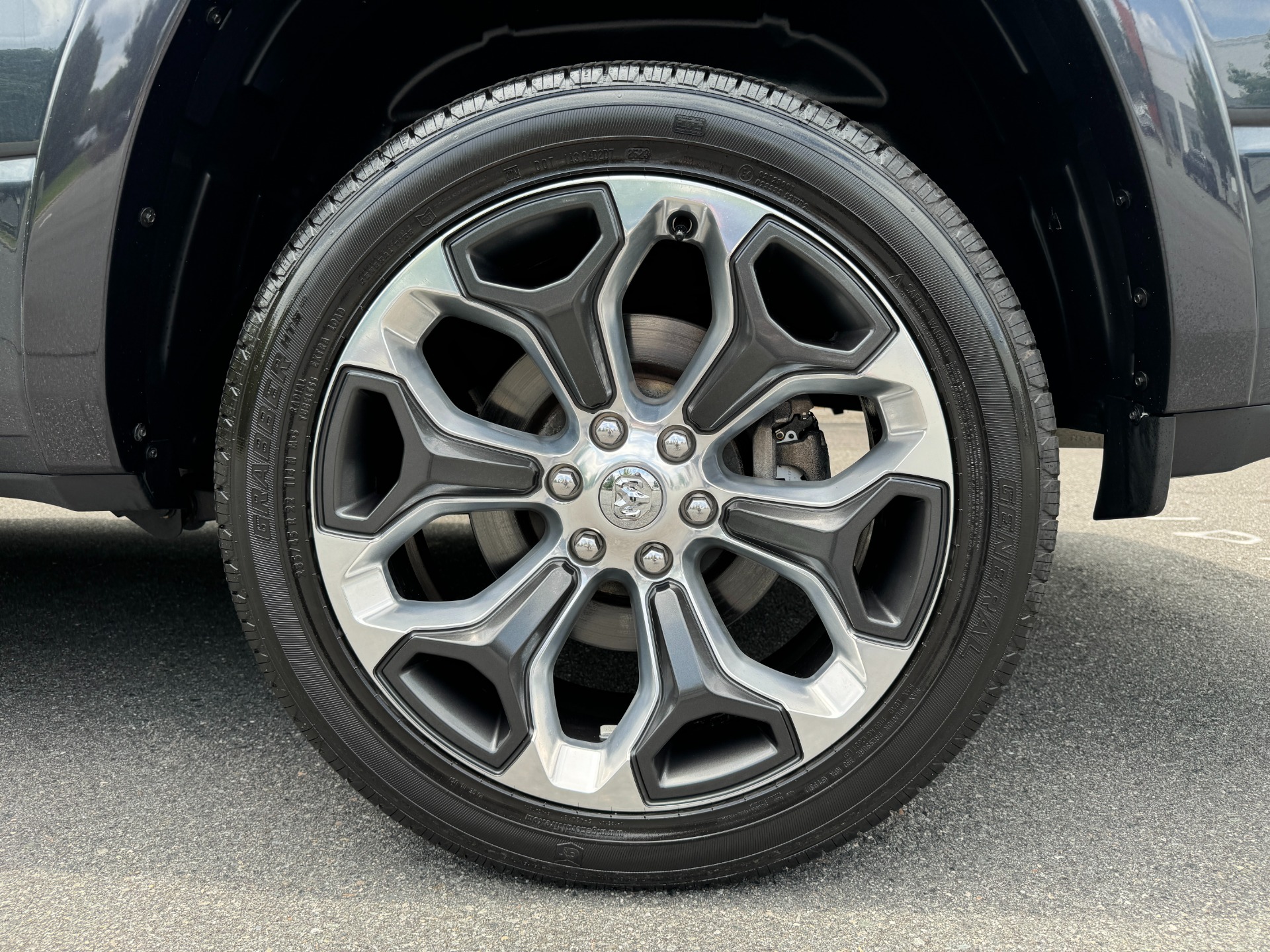 Used 2021 Ram 1500 Limited TECH PKG / LVEL 1 EQ PKG / HARMON KARDON / 22IN WHEELS for sale Sold at Formula Imports in Charlotte NC 28227 60