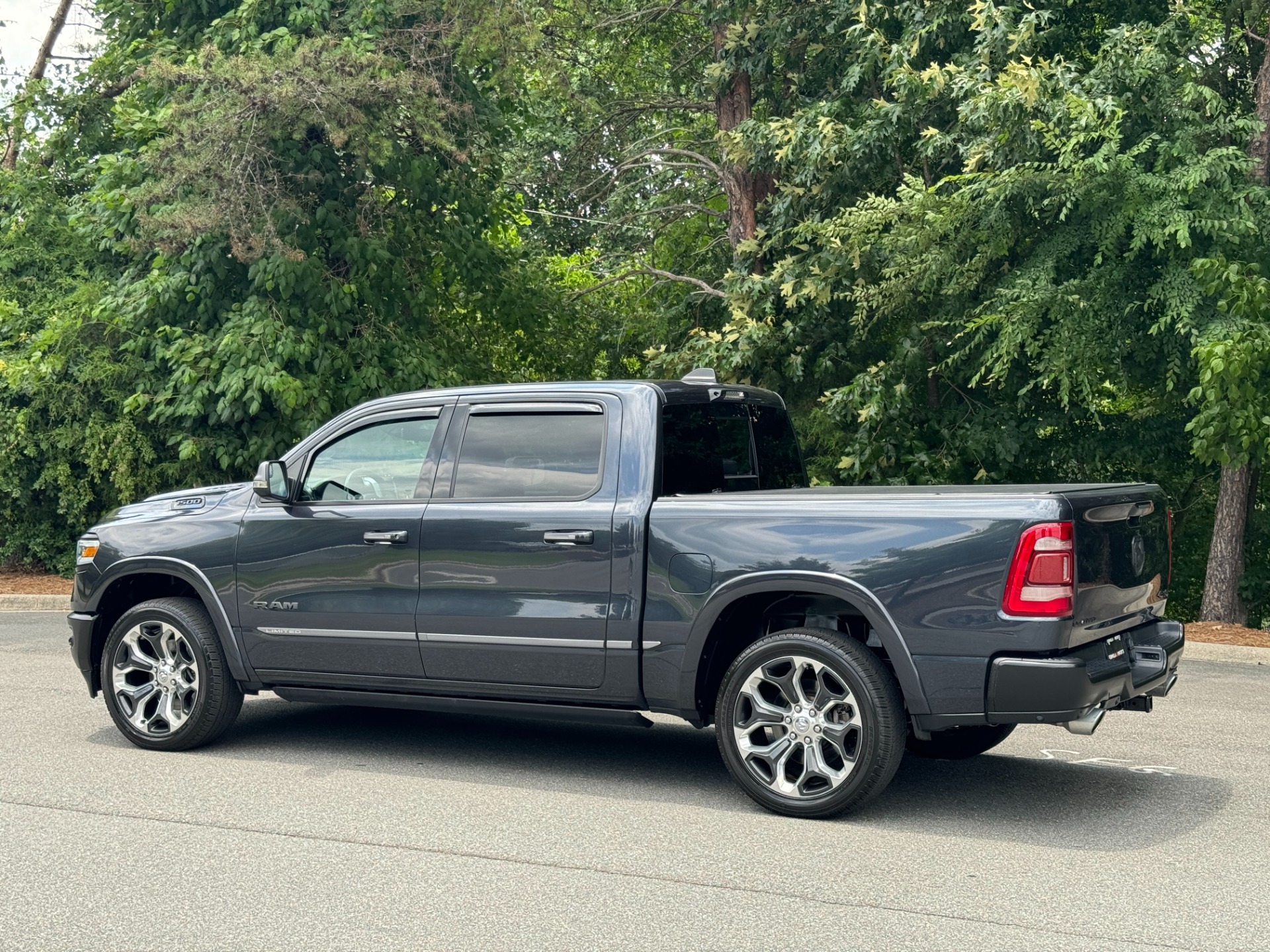 Used 2021 Ram 1500 Limited TECH PKG / LVEL 1 EQ PKG / HARMON KARDON / 22IN WHEELS for sale Sold at Formula Imports in Charlotte NC 28227 7