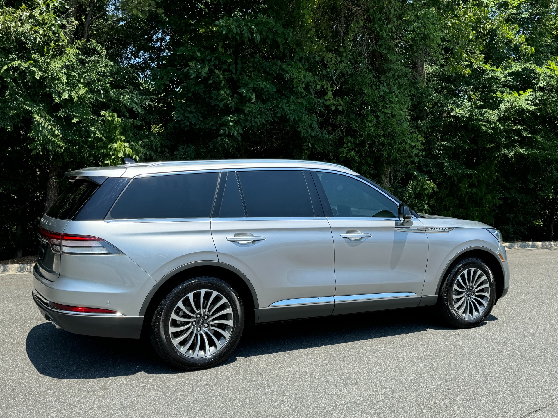 Used 2021 Lincoln Aviator Reserve CO-PILOT 360 PLUS PKG / 201A PKG / ELEMENT PKG PLUS for sale Sold at Formula Imports in Charlotte NC 28227 13