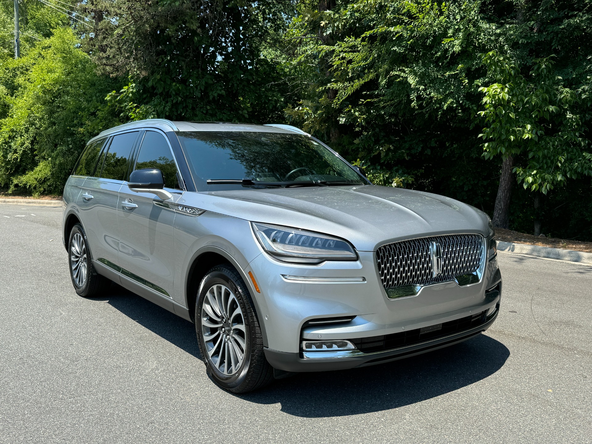 Used 2021 Lincoln Aviator Reserve CO-PILOT 360 PLUS PKG / 201A PKG / ELEMENT PKG PLUS for sale Sold at Formula Imports in Charlotte NC 28227 16