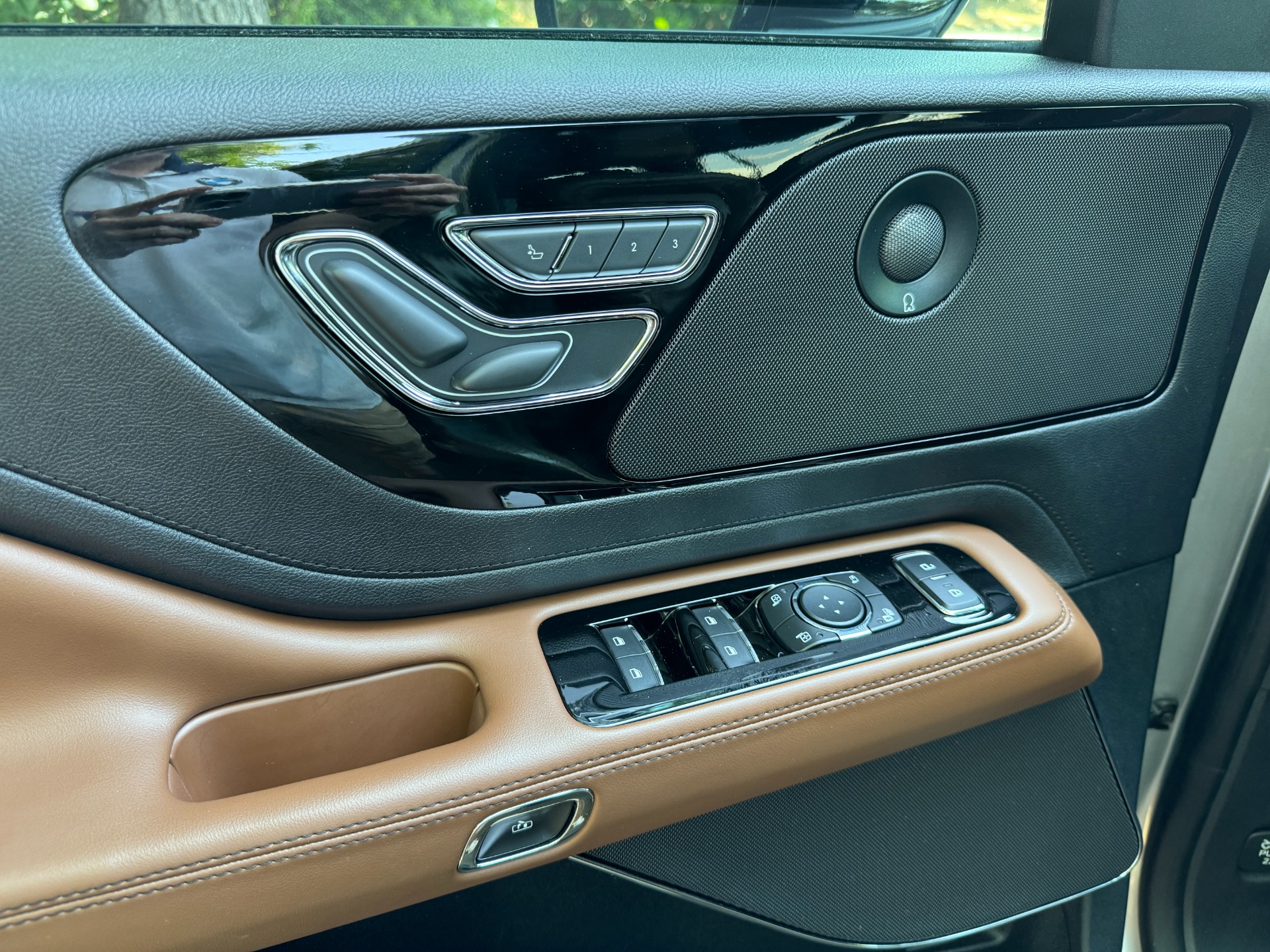 Used 2021 Lincoln Aviator Reserve CO-PILOT 360 PLUS PKG / 201A PKG / ELEMENT PKG PLUS for sale Sold at Formula Imports in Charlotte NC 28227 20