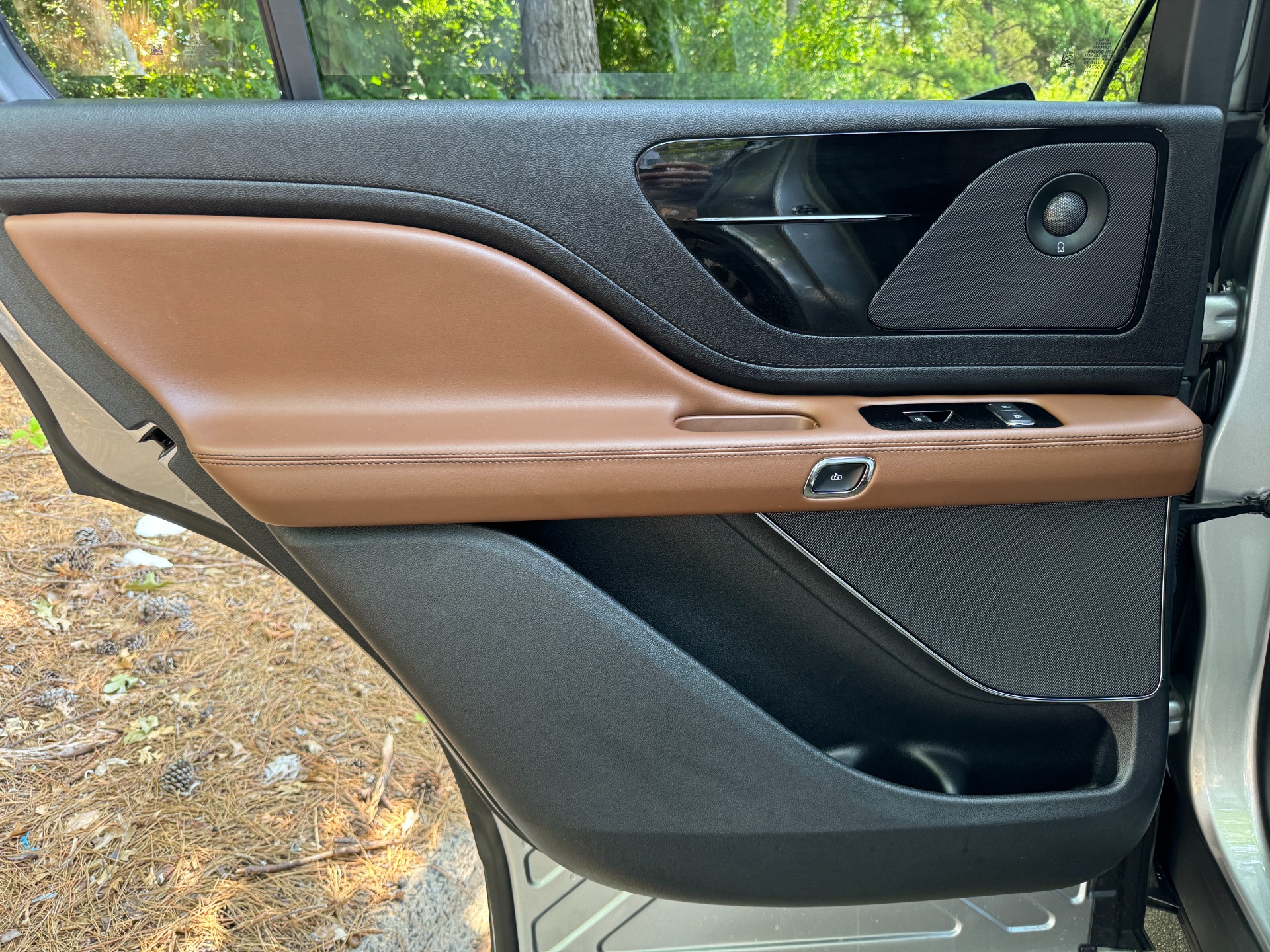Used 2021 Lincoln Aviator Reserve CO-PILOT 360 PLUS PKG / 201A PKG / ELEMENT PKG PLUS for sale Sold at Formula Imports in Charlotte NC 28227 35