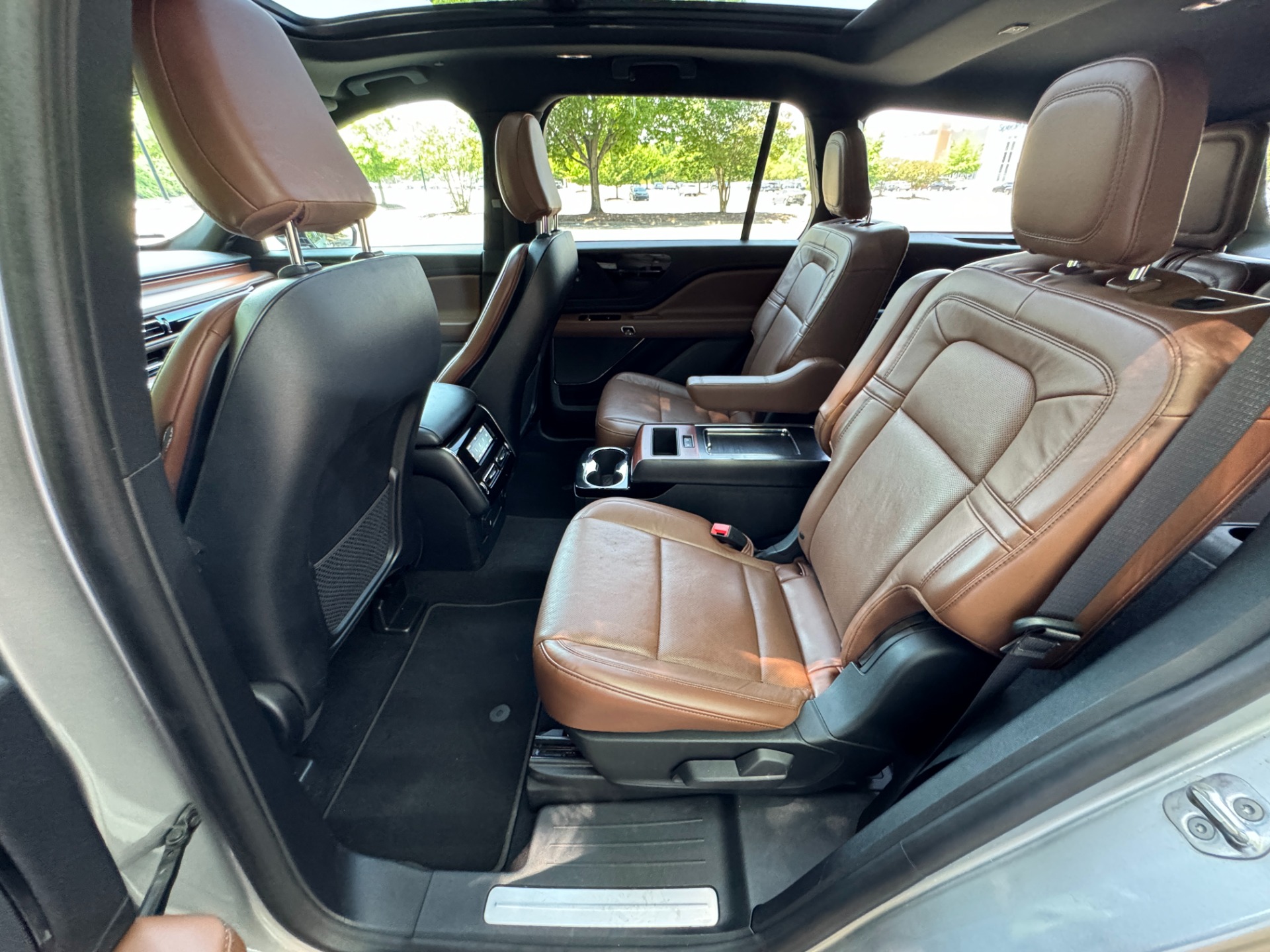 Used 2021 Lincoln Aviator Reserve CO-PILOT 360 PLUS PKG / 201A PKG / ELEMENT PKG PLUS for sale Sold at Formula Imports in Charlotte NC 28227 36
