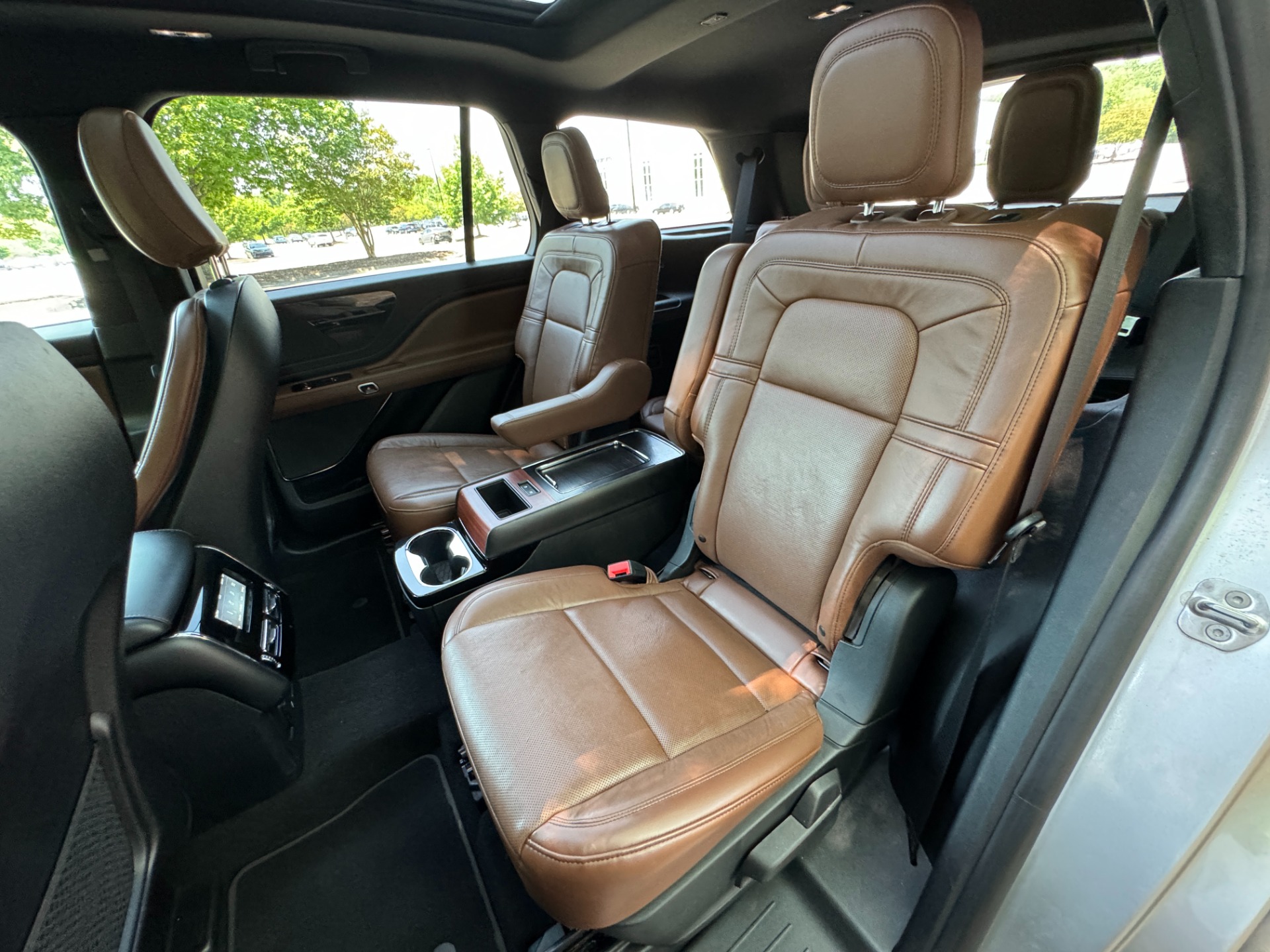 Used 2021 Lincoln Aviator Reserve CO-PILOT 360 PLUS PKG / 201A PKG / ELEMENT PKG PLUS for sale Sold at Formula Imports in Charlotte NC 28227 37