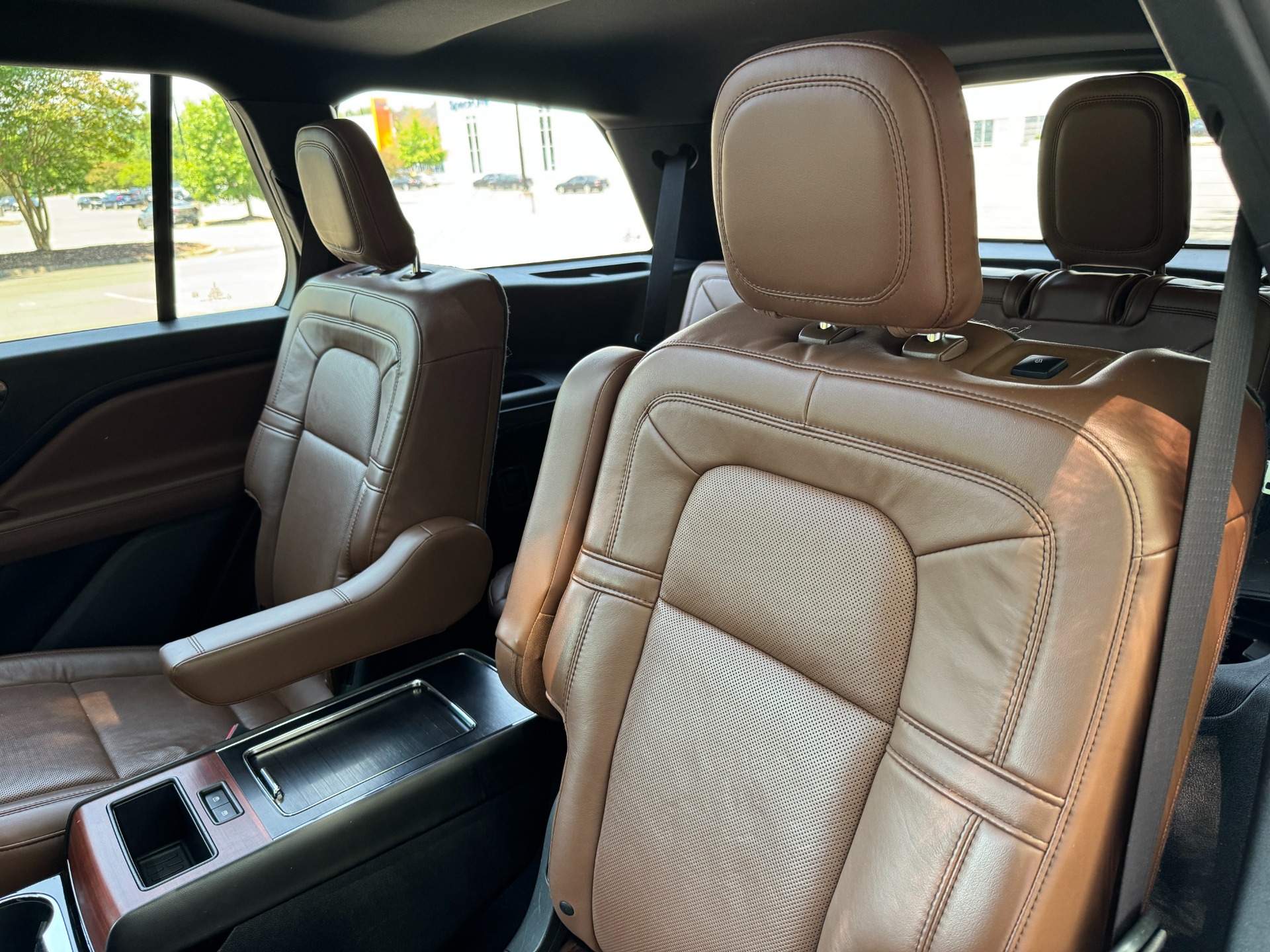 Used 2021 Lincoln Aviator Reserve CO-PILOT 360 PLUS PKG / 201A PKG / ELEMENT PKG PLUS for sale Sold at Formula Imports in Charlotte NC 28227 38
