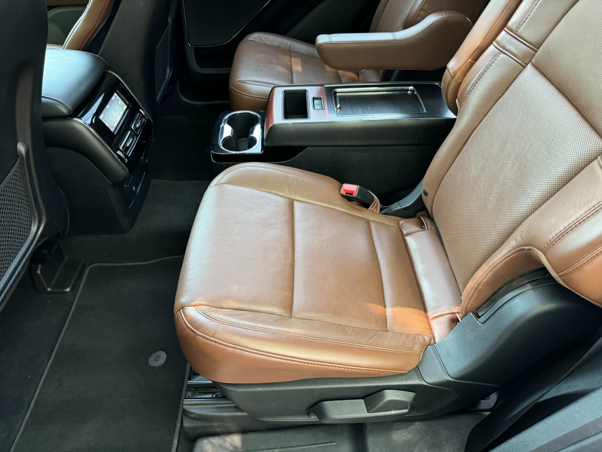 Used 2021 Lincoln Aviator Reserve CO-PILOT 360 PLUS PKG / 201A PKG / ELEMENT PKG PLUS for sale Sold at Formula Imports in Charlotte NC 28227 39