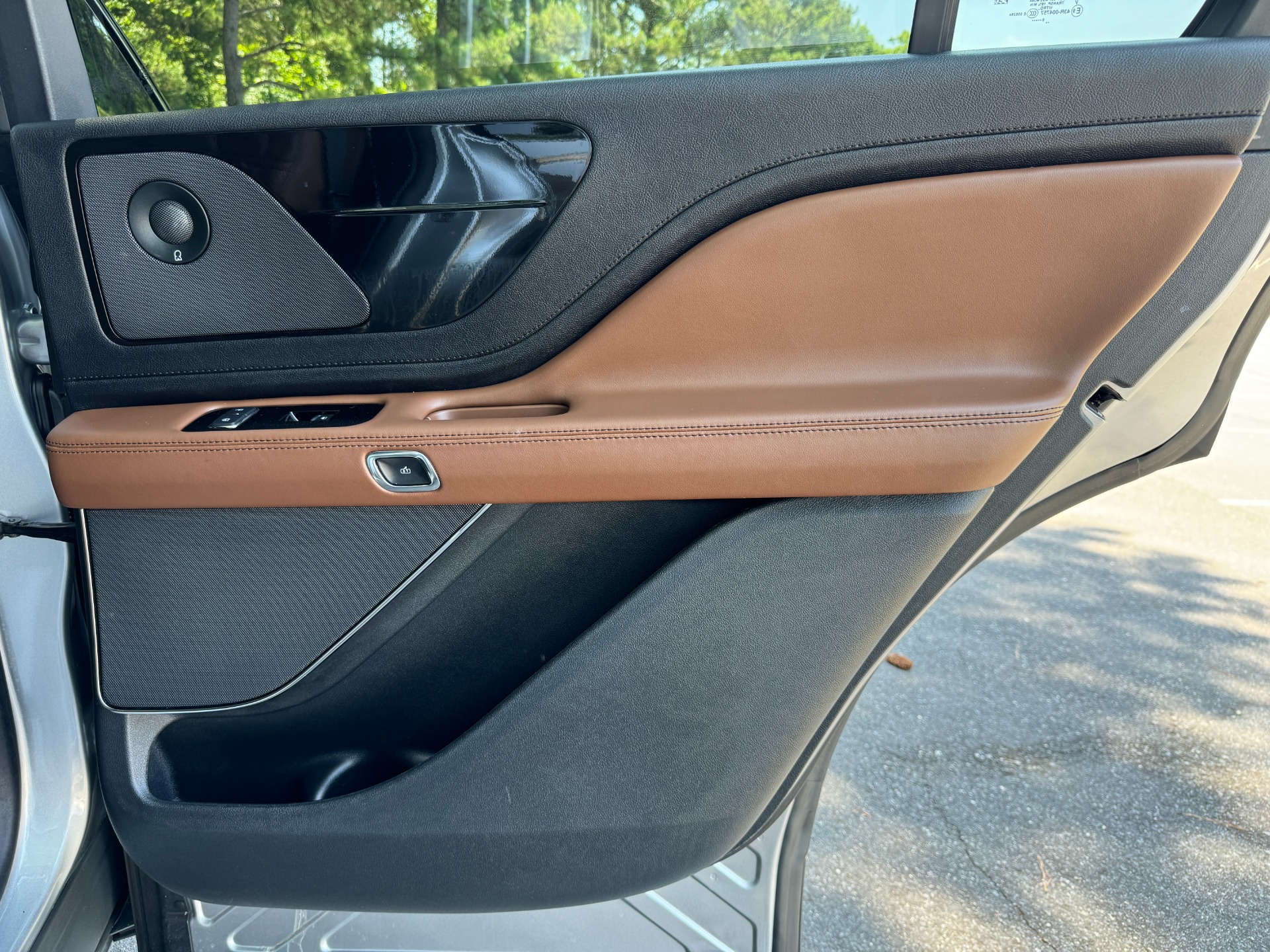 Used 2021 Lincoln Aviator Reserve CO-PILOT 360 PLUS PKG / 201A PKG / ELEMENT PKG PLUS for sale Sold at Formula Imports in Charlotte NC 28227 49