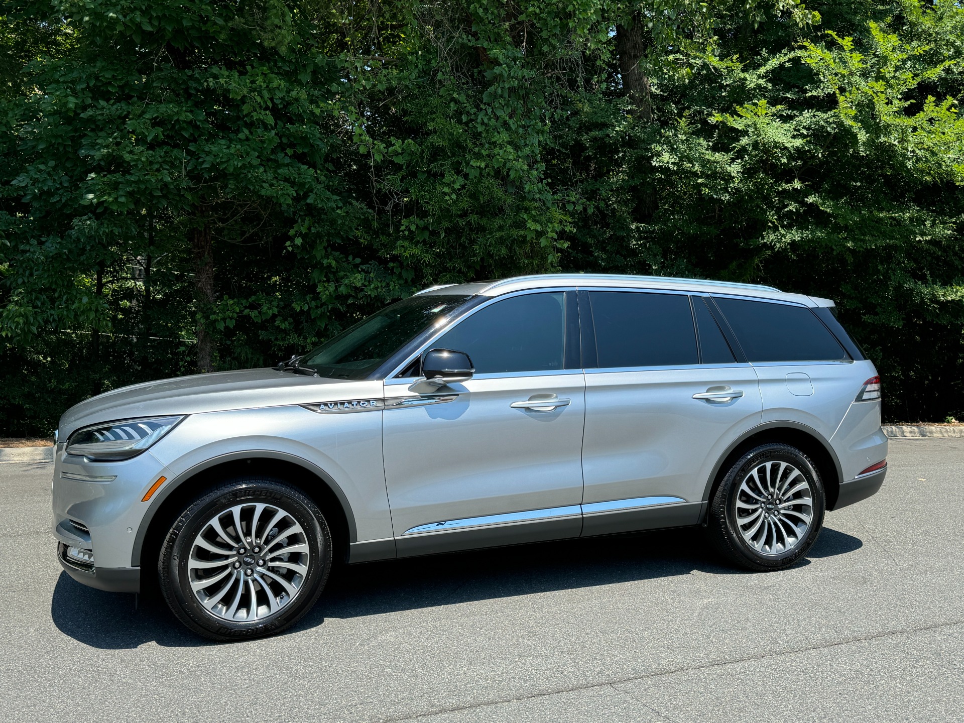 Used 2021 Lincoln Aviator Reserve CO-PILOT 360 PLUS PKG / 201A PKG / ELEMENT PKG PLUS for sale Sold at Formula Imports in Charlotte NC 28227 5